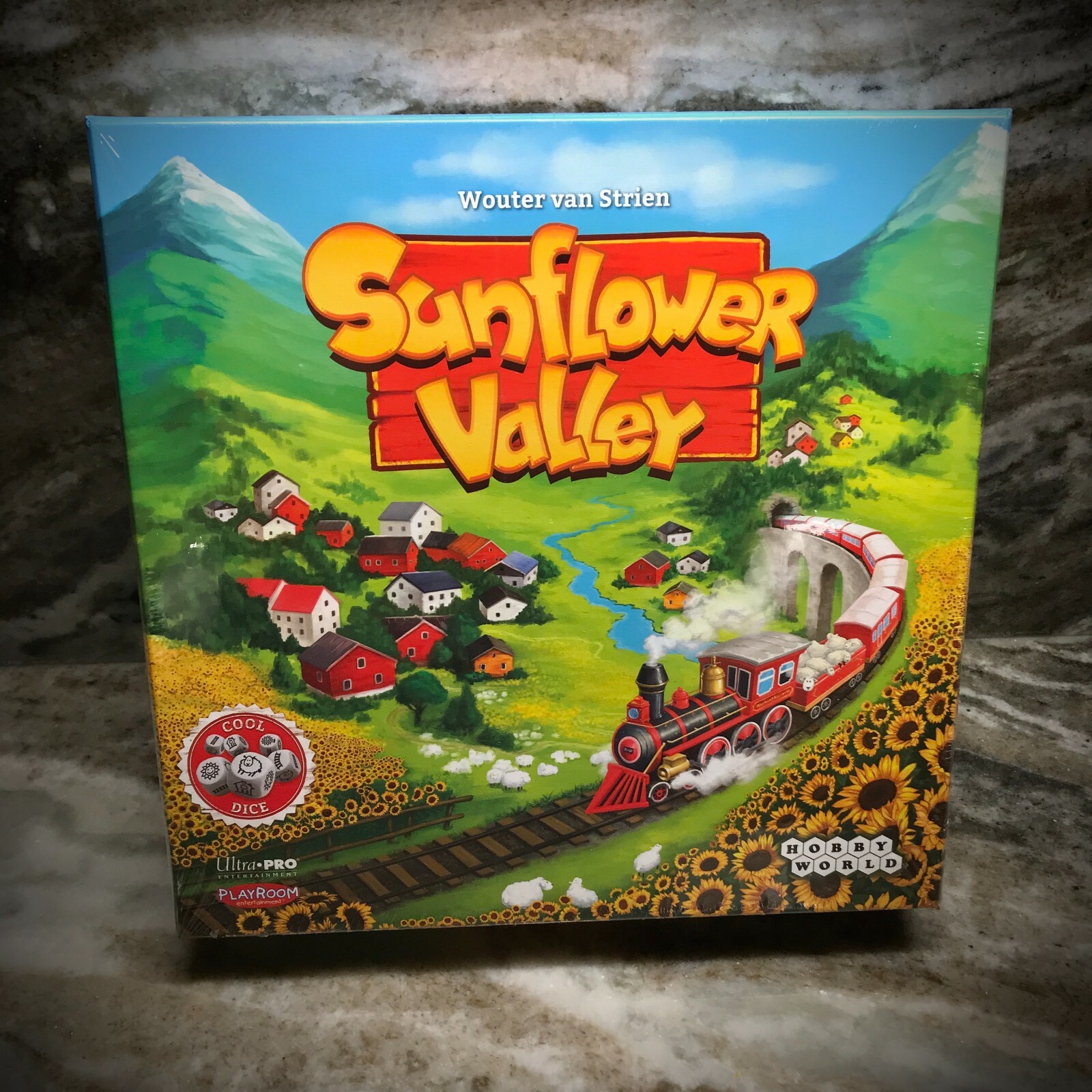 New SUNFLOWER VALLEY ROLL AND WRITE BOARD GAME age8+ family dice 2018 OOP SEALED