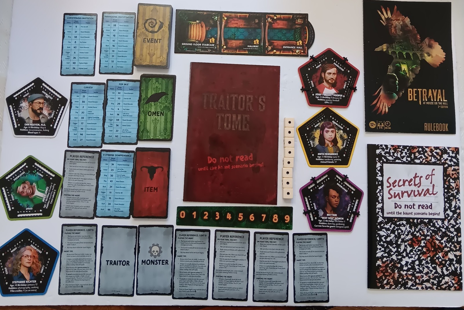 Avalon Hill Hasbro Gaming Betrayal at The House on The Hill 3rd Edition