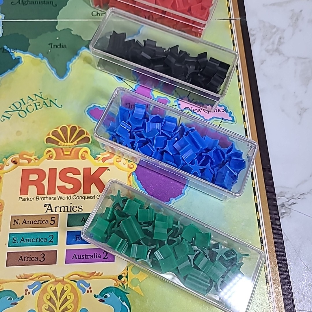 1975 Risk Board Game Parker Brothers Complete With Instruction Manual