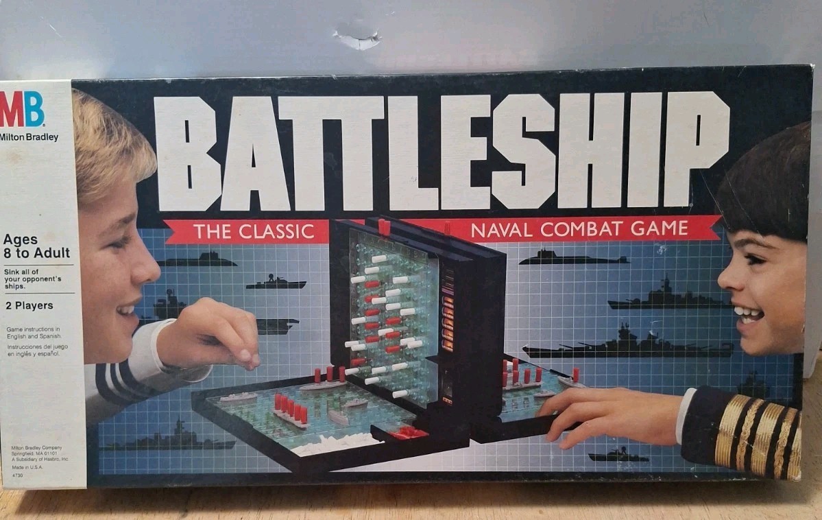 VINTAGE Battleship Milton Bradley 1990 War Classic Board Game. Complete!