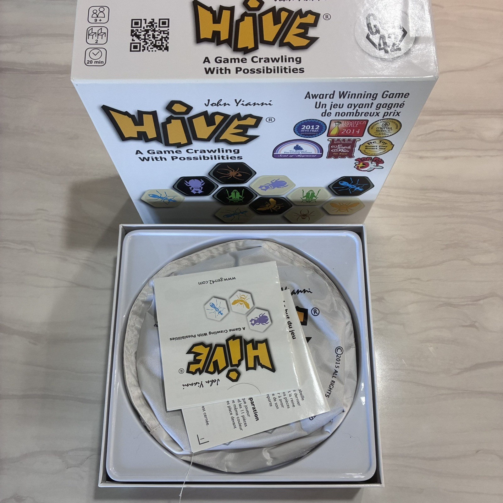 Hive “A Game Crawling With Possibilities”by John Yianni Complete In Box