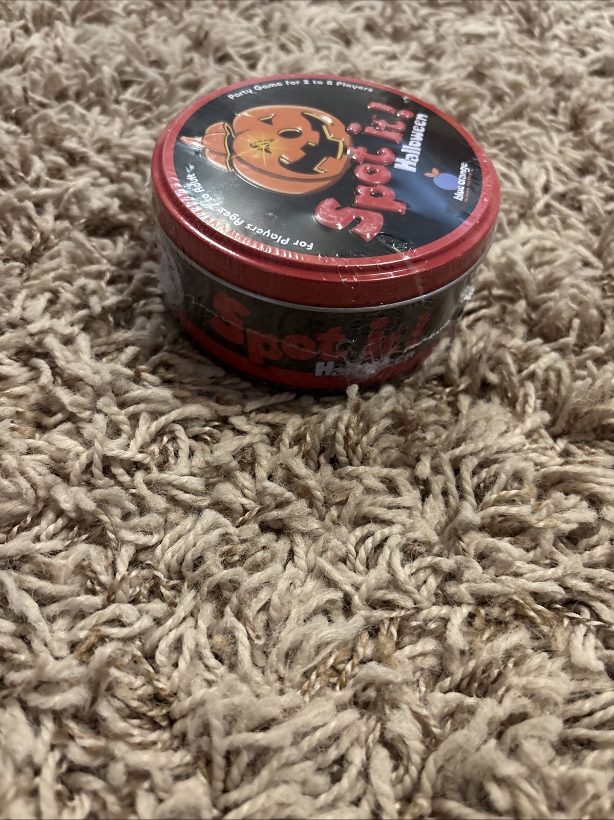 Spot It! Halloween – Matching Card Game – Blue Orange 2012
