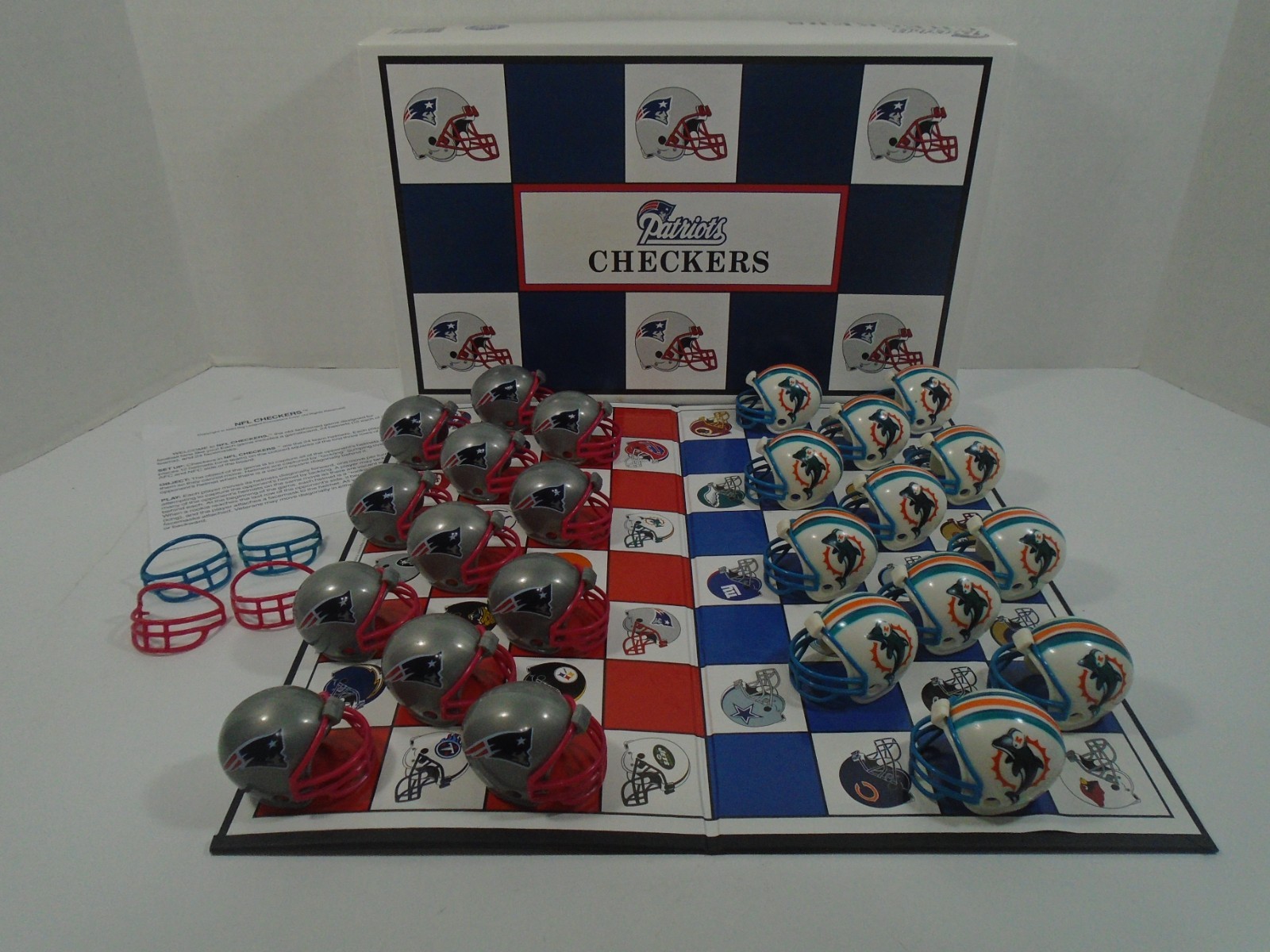 NEW ENGLAND PATRIOTS vs MIAMI DOLPHINS–CHECKERS GAME (LOOK)