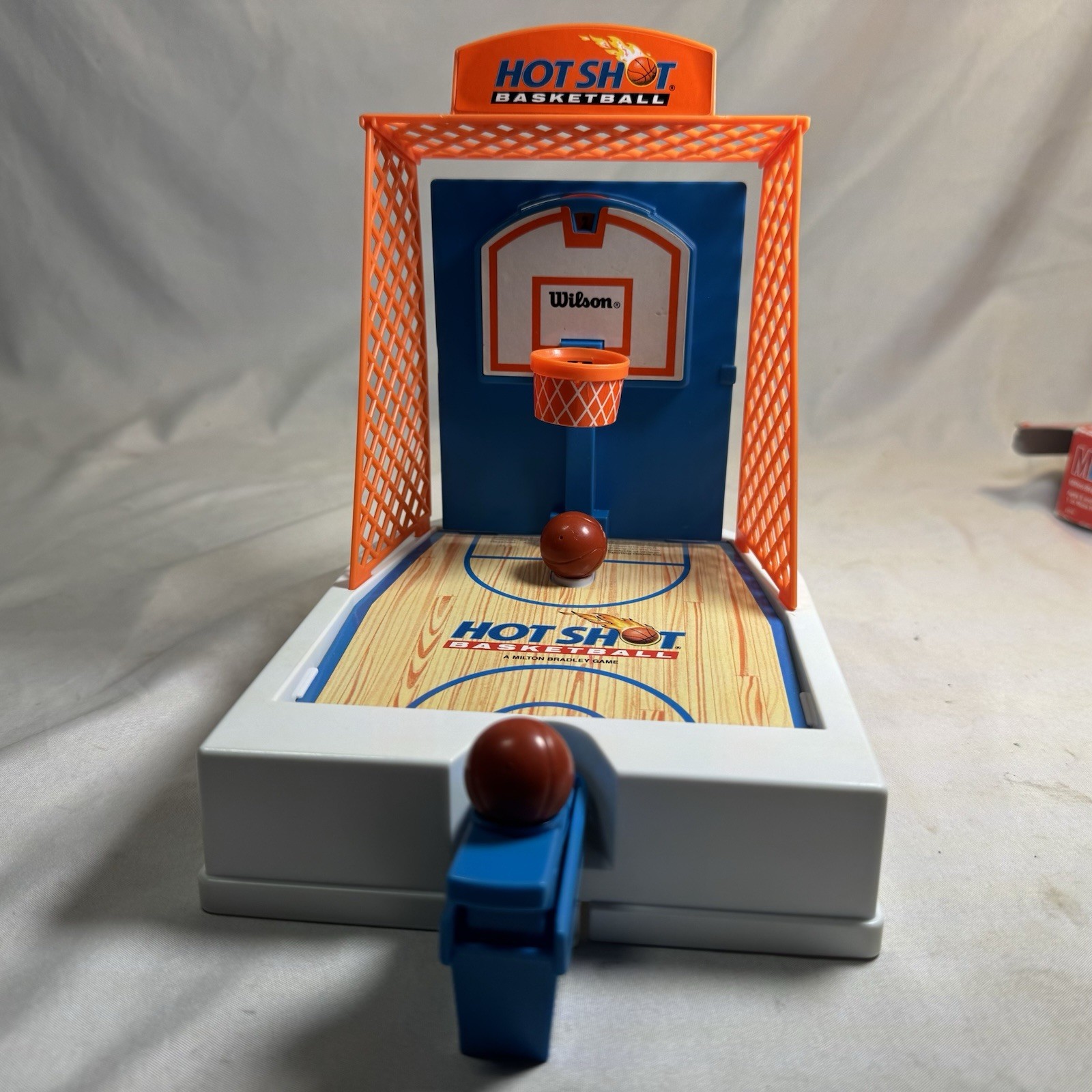 Vintage 1992 Milton Bradley Travel Hot Shot Basketball Game w/ Box