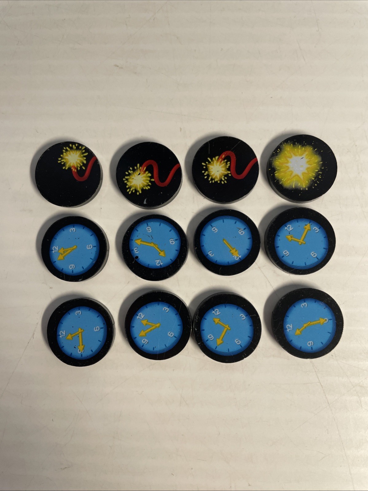“Hanabi Deluxe” Game – Domino version of Hanabi. Missing 1 X Domino Tile