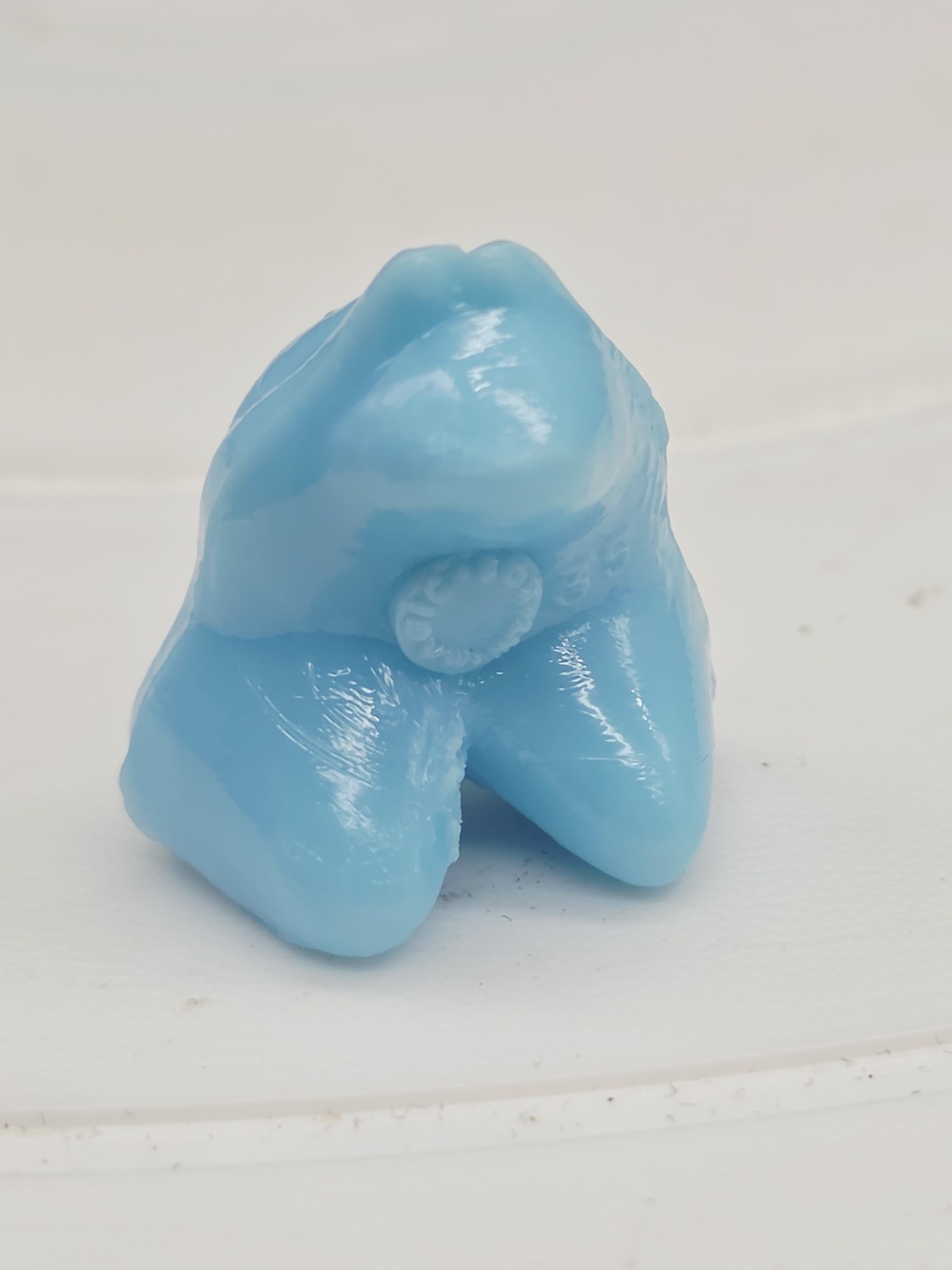 Gogo’s Crazy Bones #39 Scared Light Blue Solid