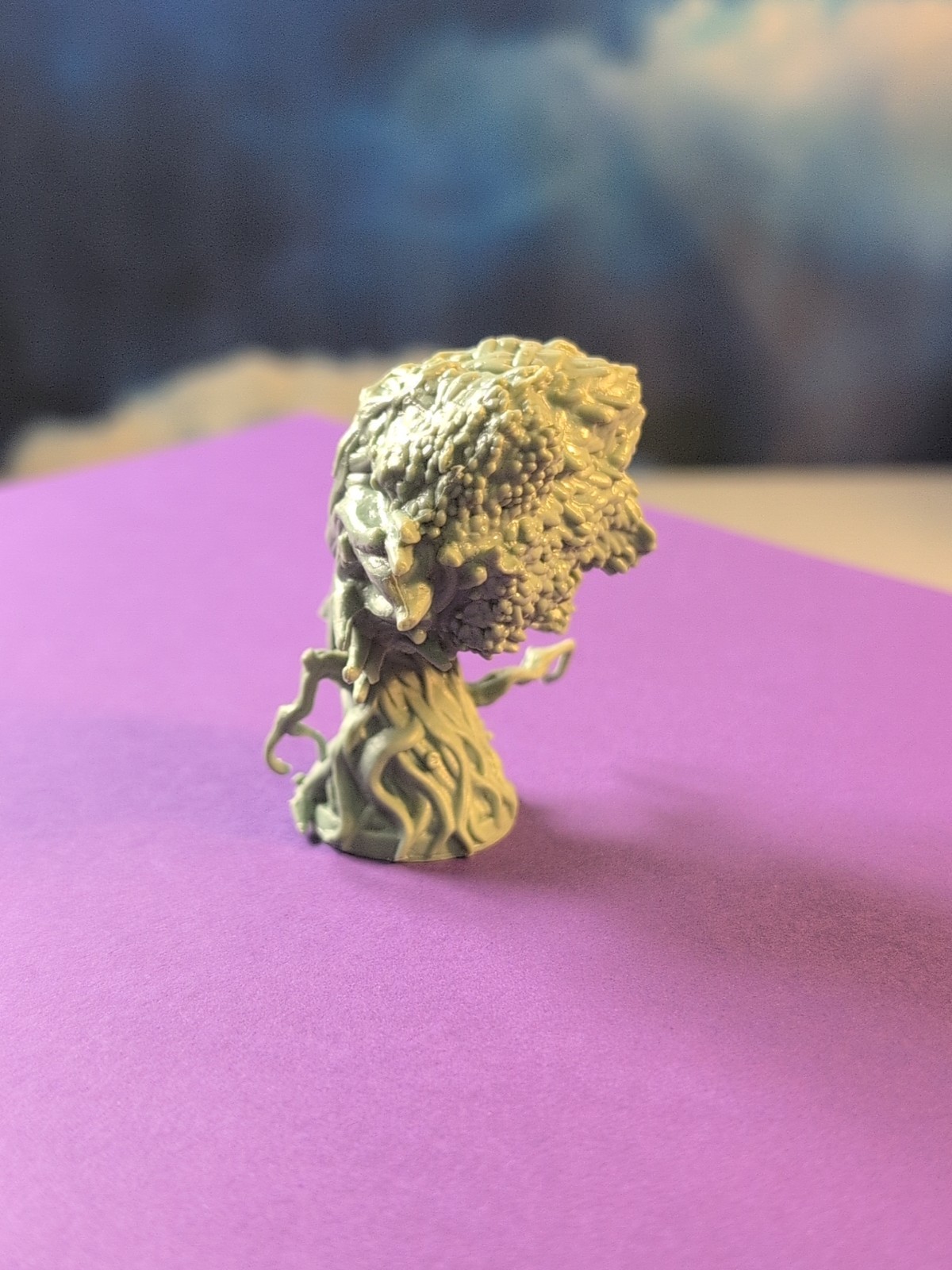 Folklore the Affliction – Dark Oak Miniature Figure
