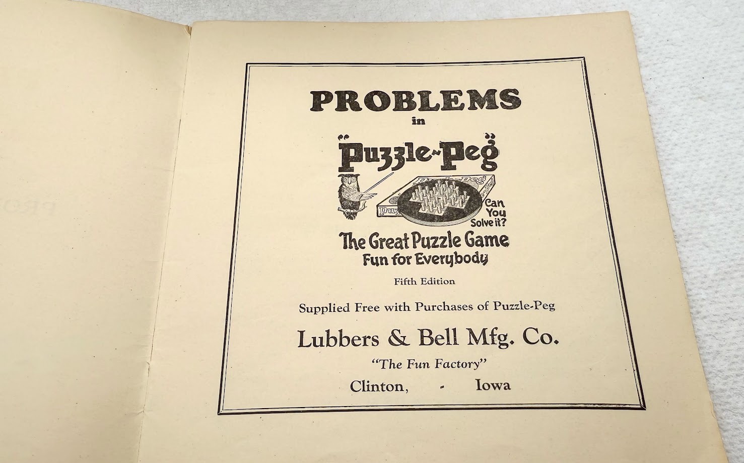 Vintage Puzzle Peg Game Lubbers & Bell MFG. Co. Clinton Iowa 1931 looks complete