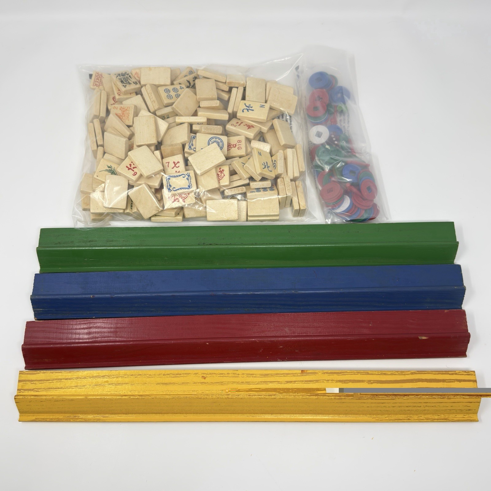 Vintage The Royal Traveler Embossed Hardwood Mah Jongg Set #470 160 Tiles