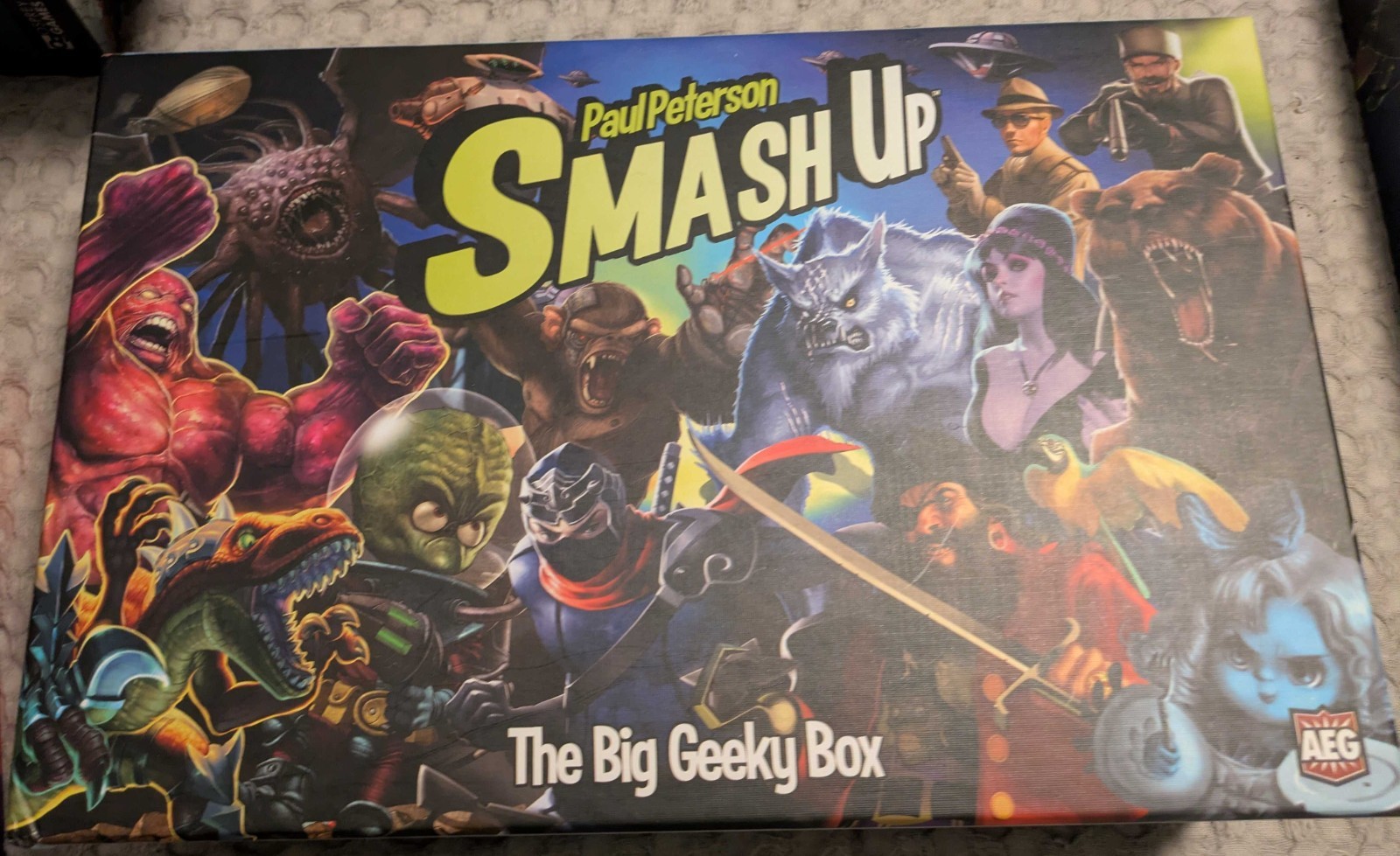Smash Up Big Geeky Box + 8 Expansions – Monster, Your Fault, Pretty, All Star, +