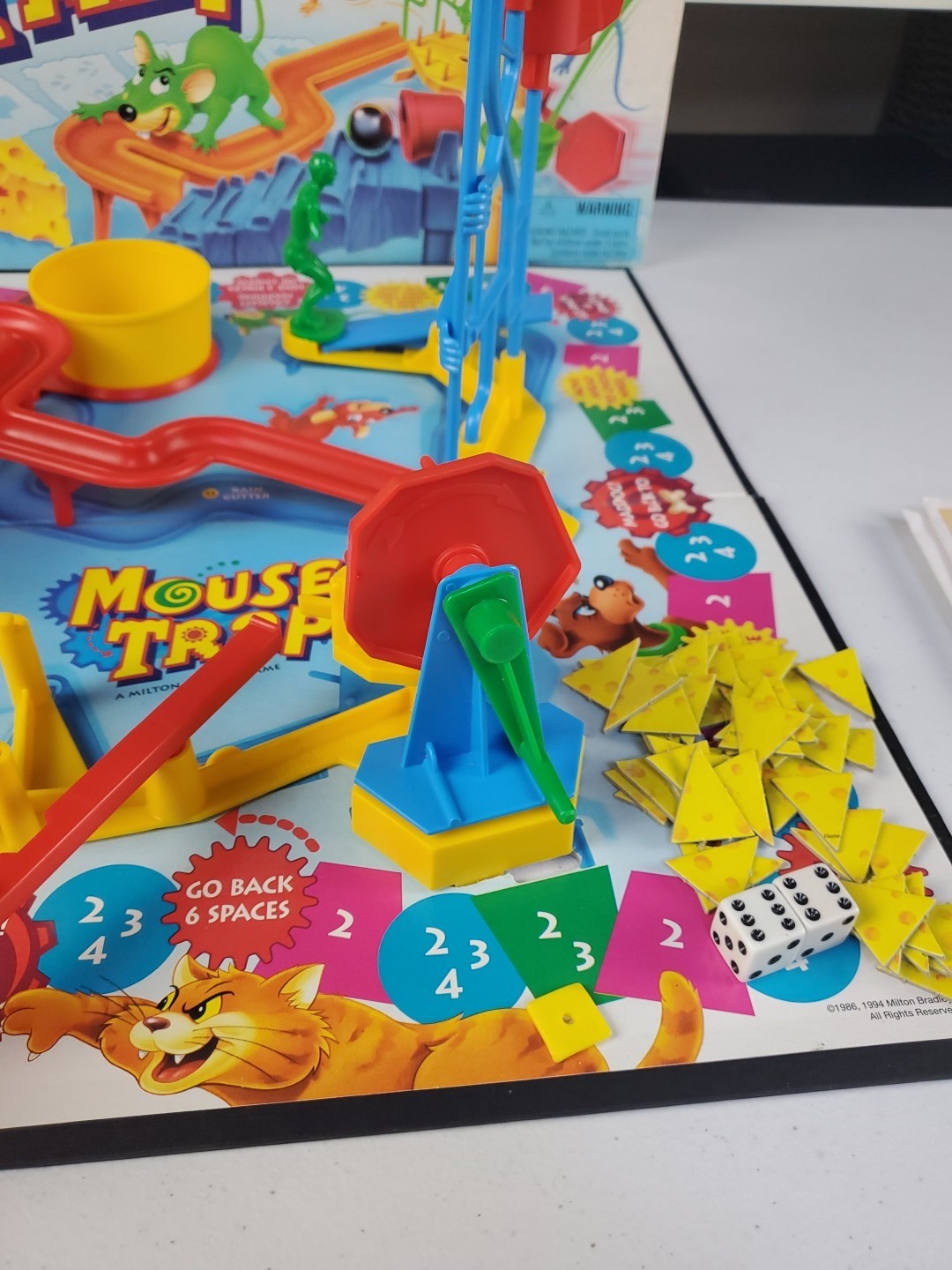 VINTAGE Mouse Trap COMPLETE Milton Bradley 1994 Classic Board Game Kids Family