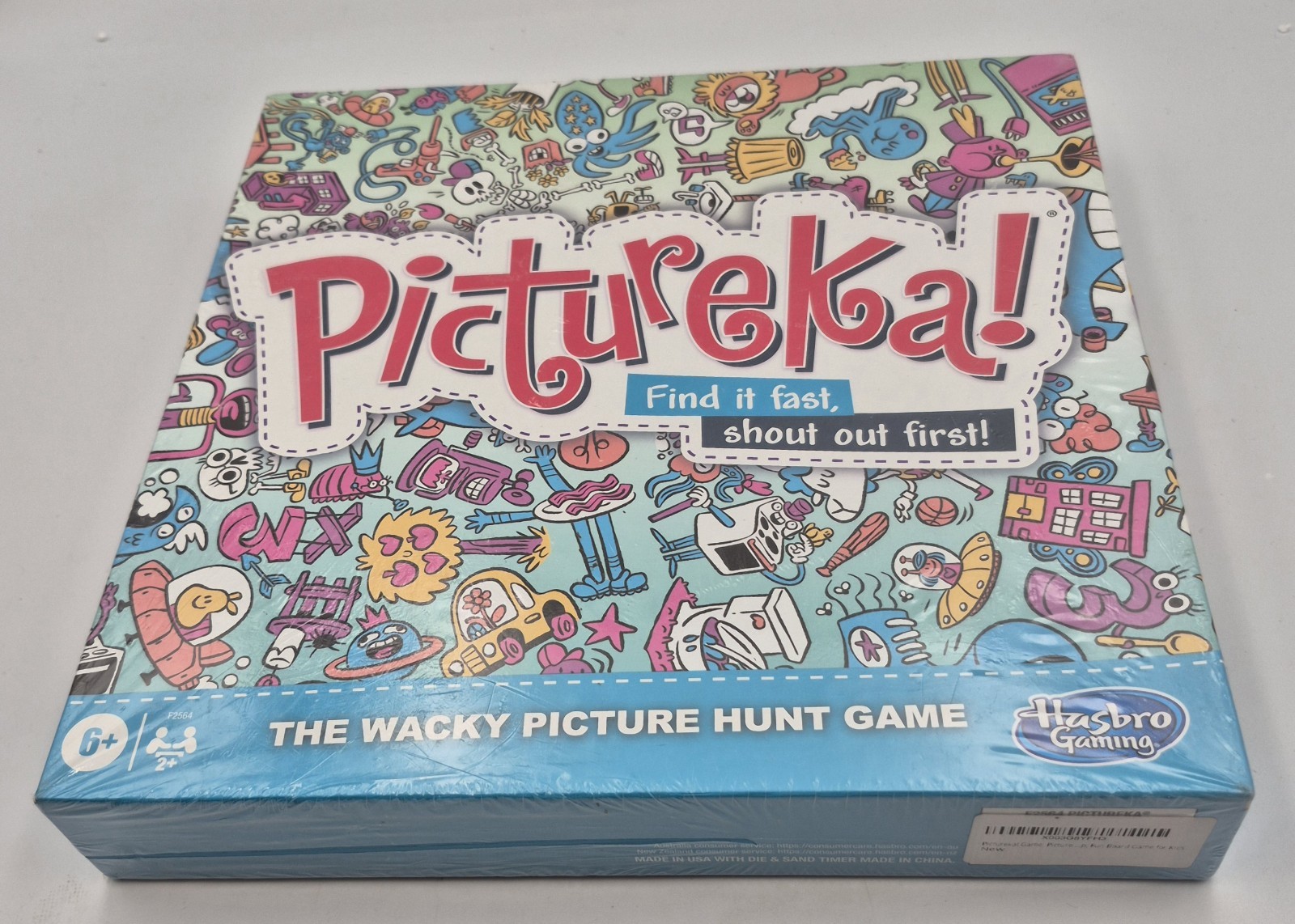 Hasbro PICTUREKA Wacky Picture Hunt Game 2+ Players Ages 6+ New Sealed 2021