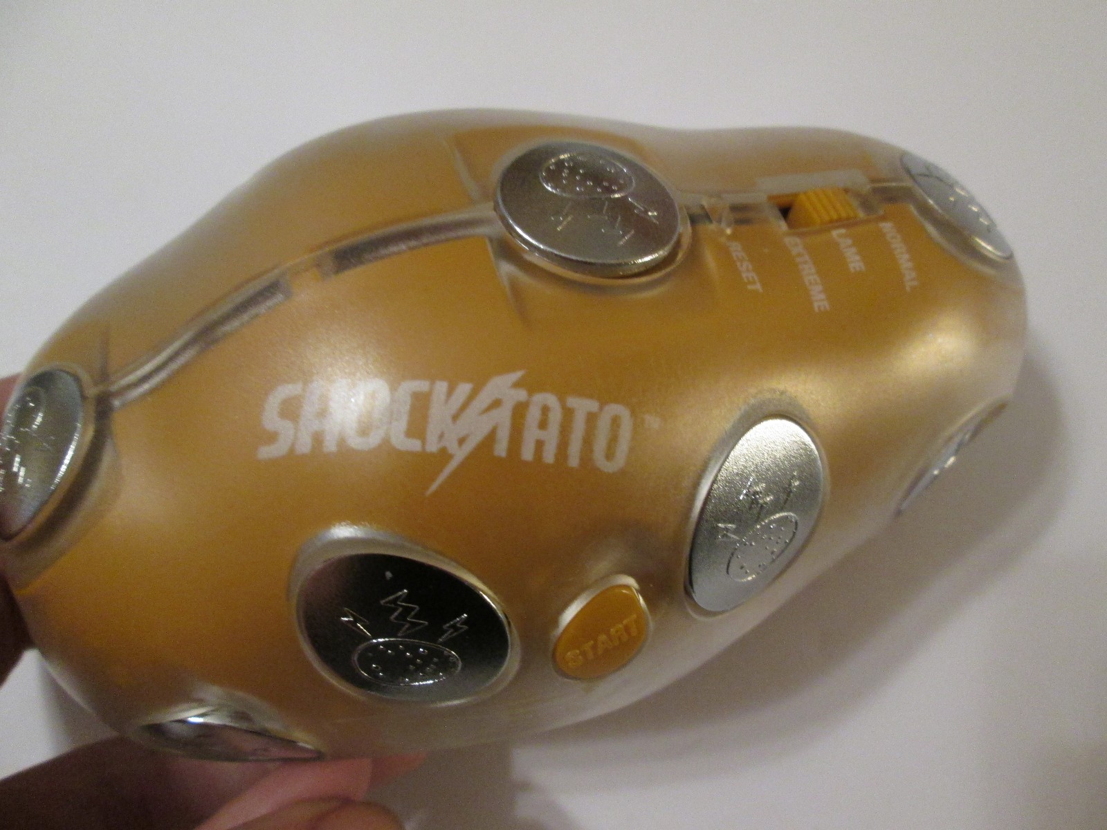 Shocktato SHOCKING Hot Potato Lightening Reaction Funny Game TESTED