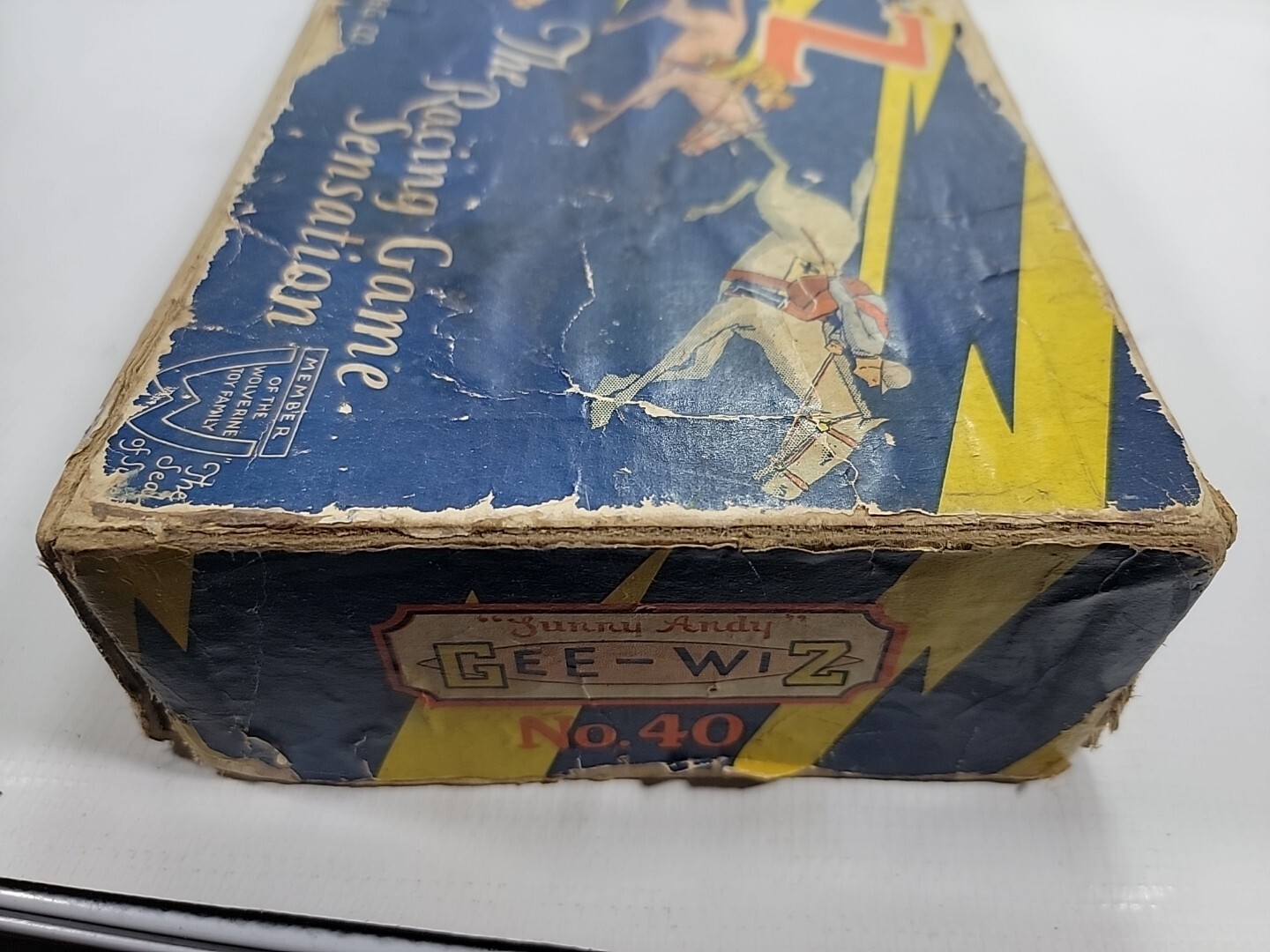 Vintage Gee-Wiz No.40 – Racing Game Tin Litho Simulator Wolverine Horse