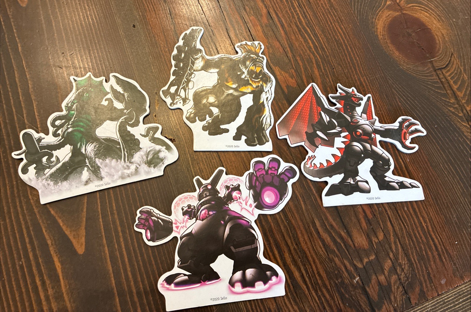 King Of Tokyo: Dark Edition / 4 Cardboard Figures / Official Game Pieces