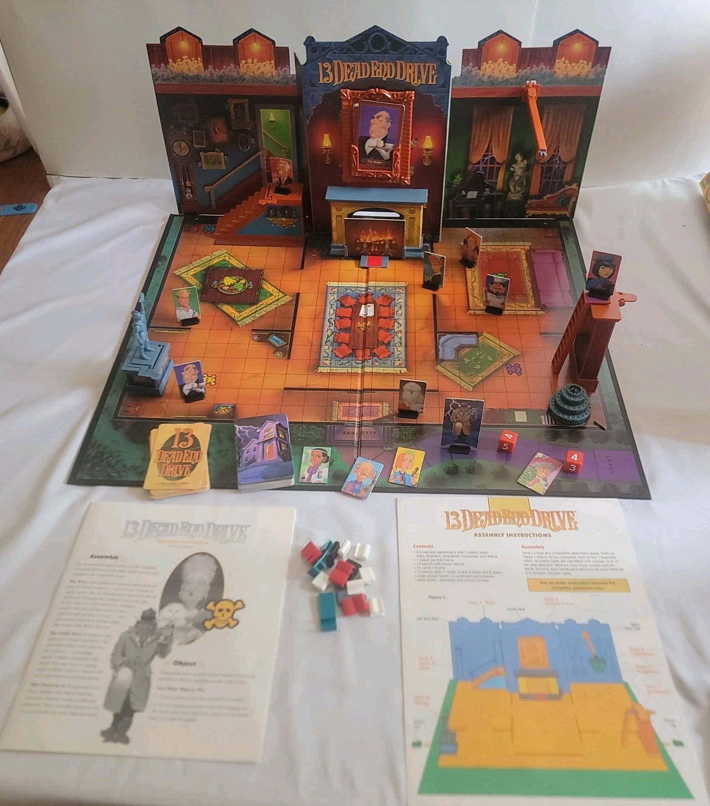 13 Dead End Drive Mystery Board Game Bluffing Strategy Fun for All Ages