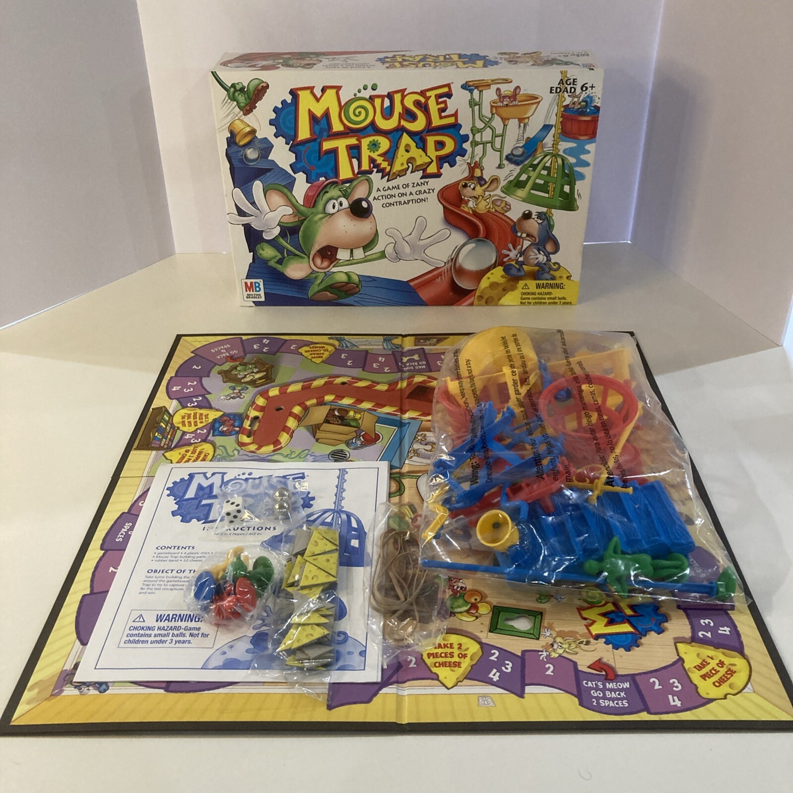 2005 MOUSE TRAP Board Game by Milton Bradley Hasbro Complete