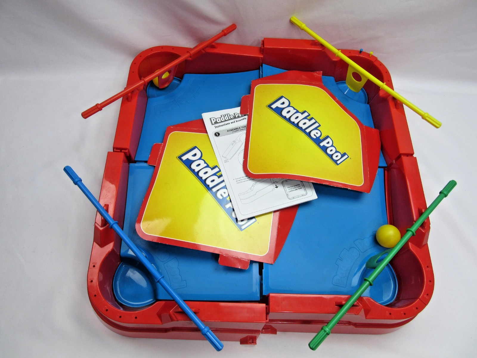 Vintage 2005 Fundex Paddle Pool Classic Game 2 to 4 Players