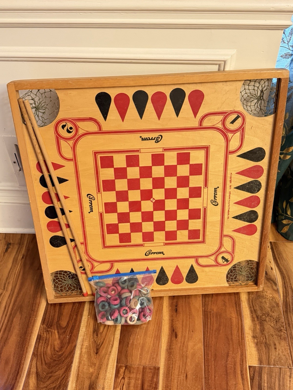 Carrom Wooden Double-Sided Game Board Complete Set w/ Cues & Rings Vintage 1970