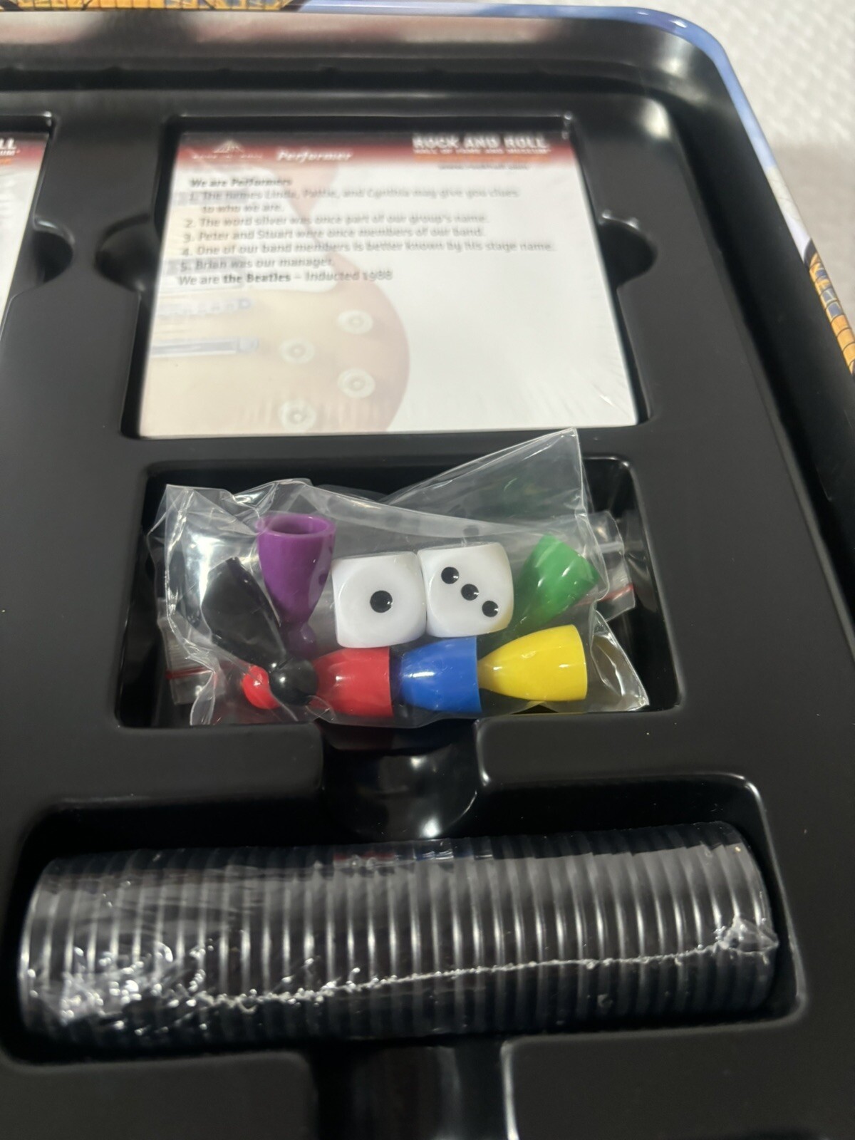 ROCK and ROLL Hall Of Fame and Museum Official Board Game – NEW OPEN BOX Family