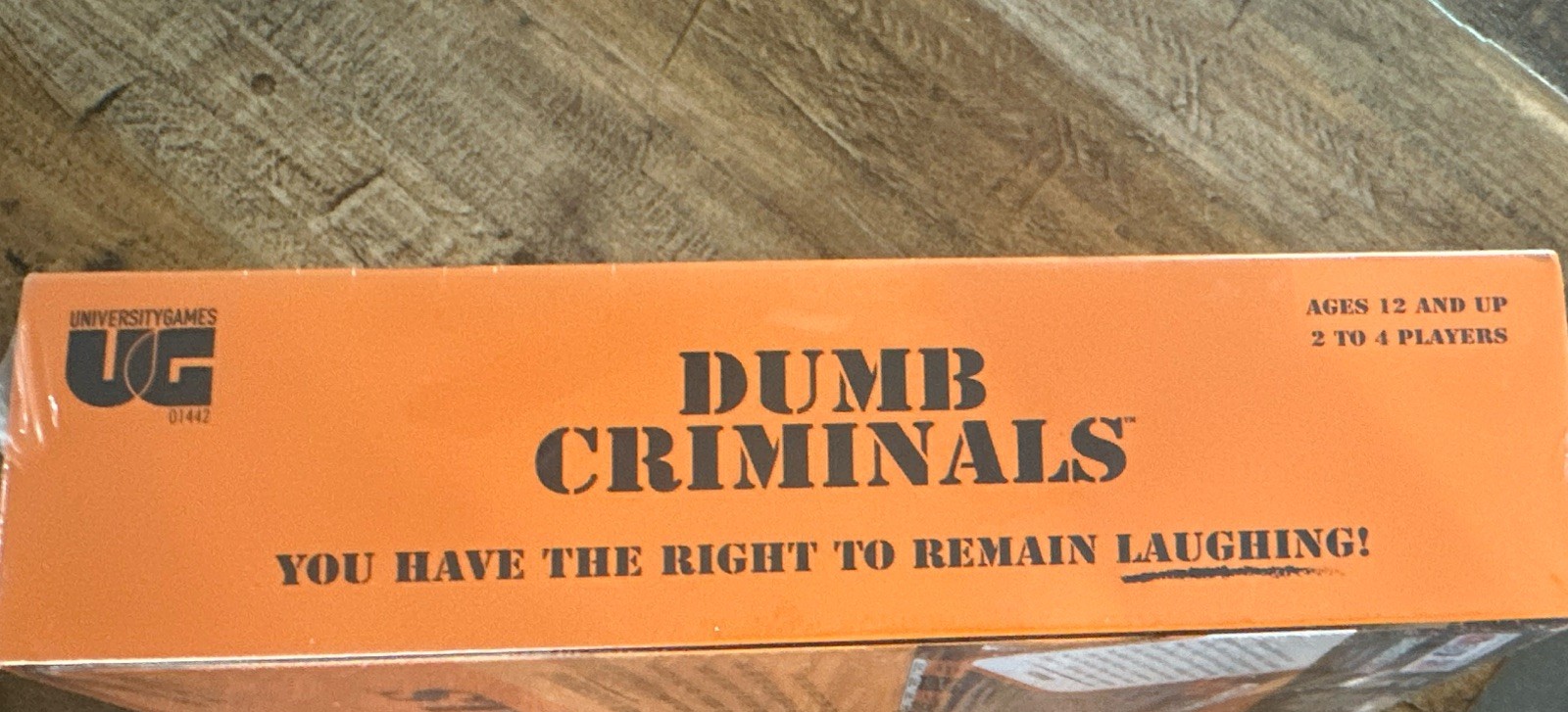 University Games Dumb Criminals Board Game Crime Cards 2-4 Players Ages 12+ 2022