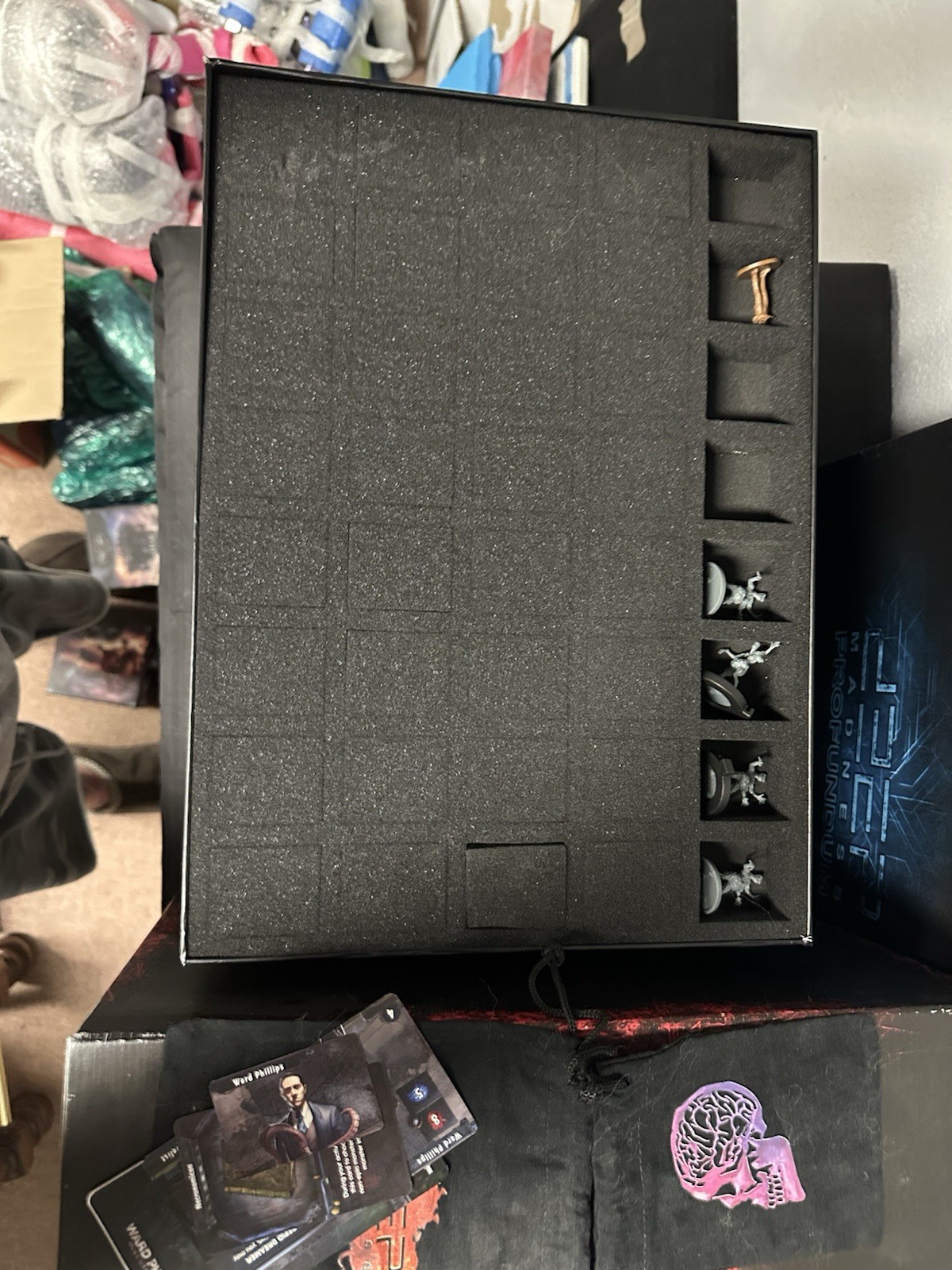 Deep Madness, 5 expansions, Profundum and Monstrum boxes, acrylic packs.