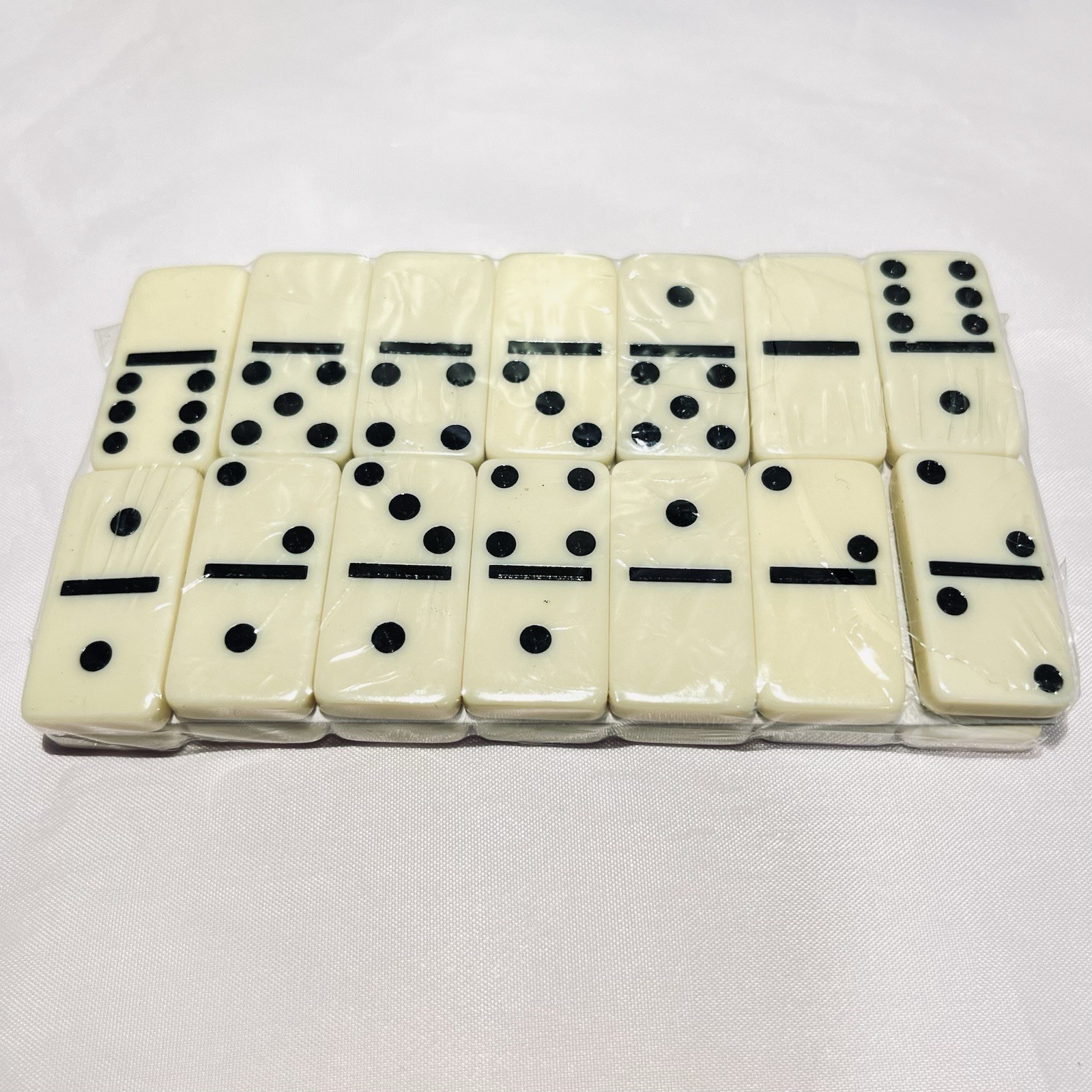 Supreme Miniature Pocket Dominoes Double Six 28 Piece Set Green Case Travel