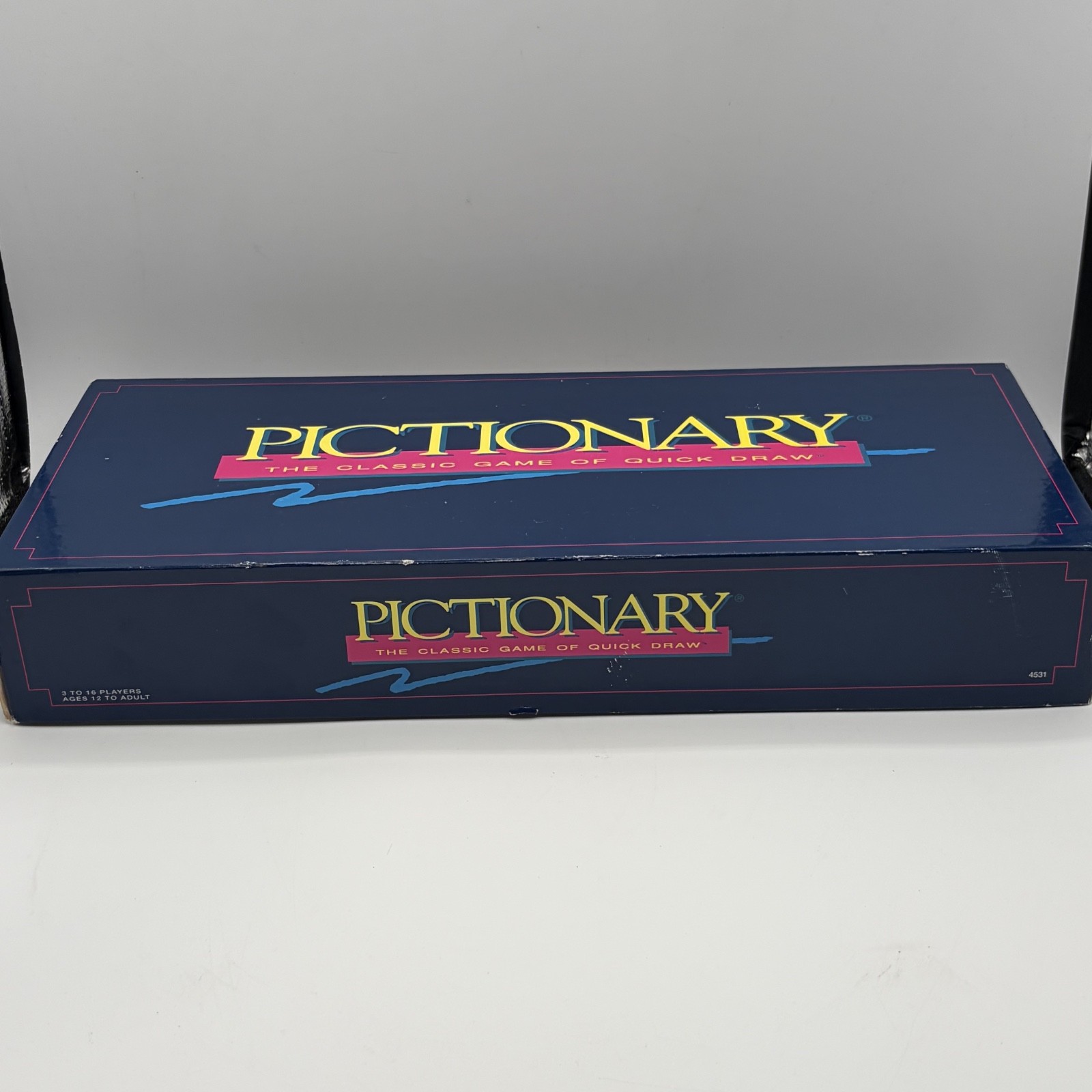 Pictionary Updated For The 90’s Classic Board Game from 1993 COMPLETE