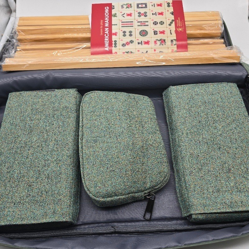 Yellow Mountain Imports American Mahjong Set Heather 166 Tiles Soft Case Racks