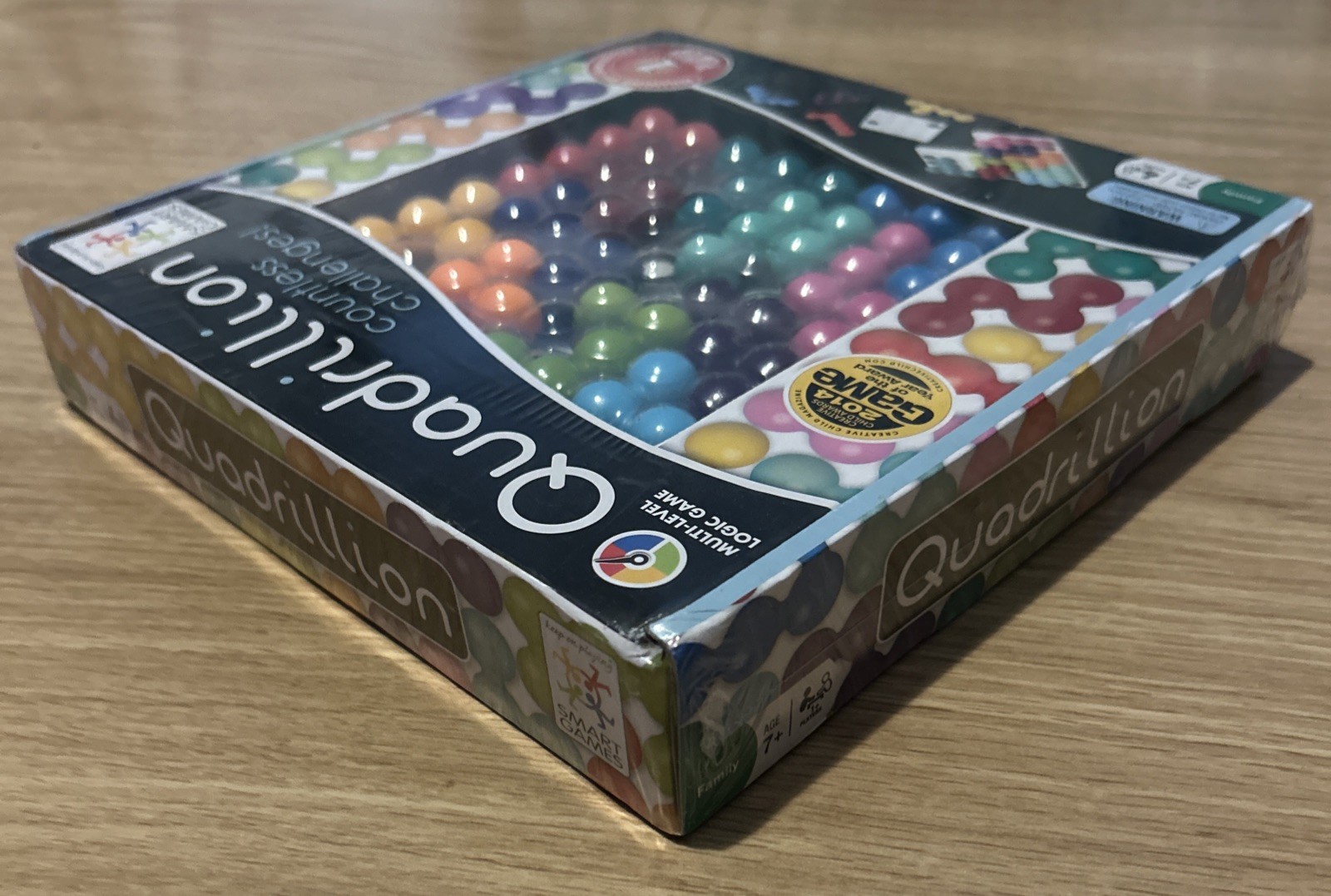 **NEW SEALED** Quadrillion – Multi-Level Logic Game by Smart Games Award Winner!