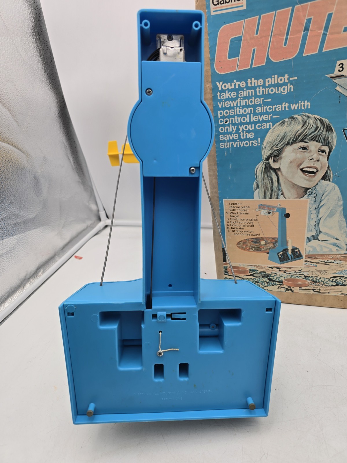 Vintage Gabriel Chutes Away Air-Rescue Target Game 1977 Box Parts Repair Read!