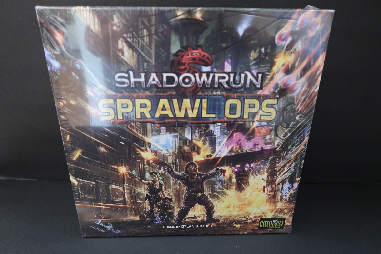 Topps Catalyst Games Shadowrun Sprawl Ops Board Game NEW SEALED 2018