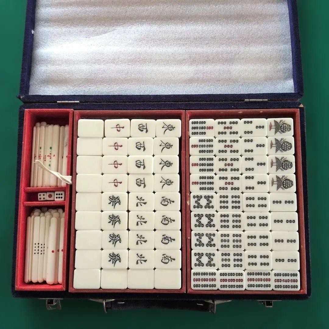 Mahjong Tile Set Bamboo Back Purple Hard Case
