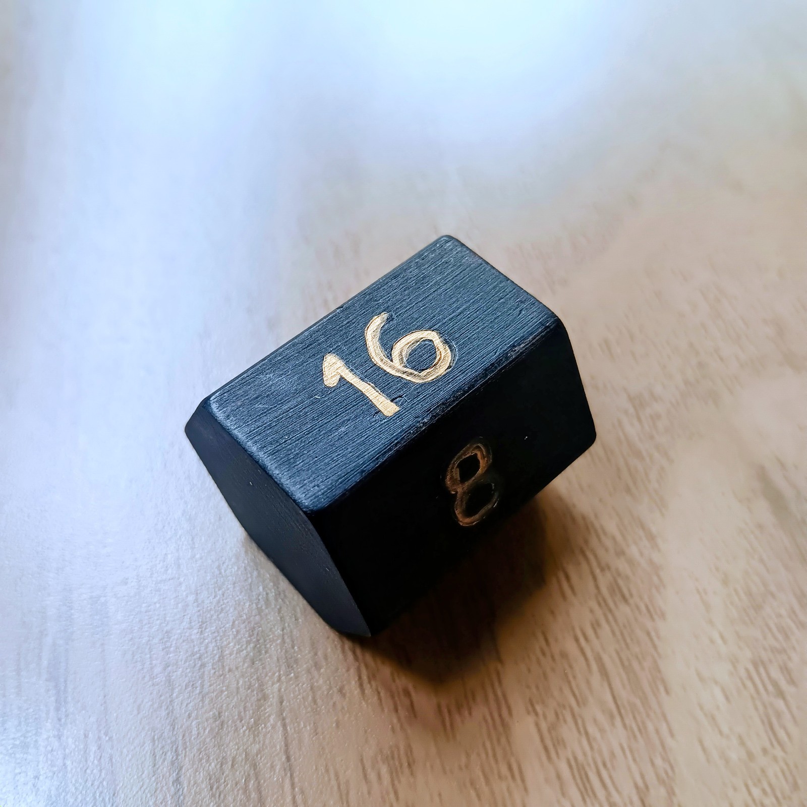 Vintage 1 1/4in Black Wooden Hexagonal Backgammon Doubling Cube, 2-64
