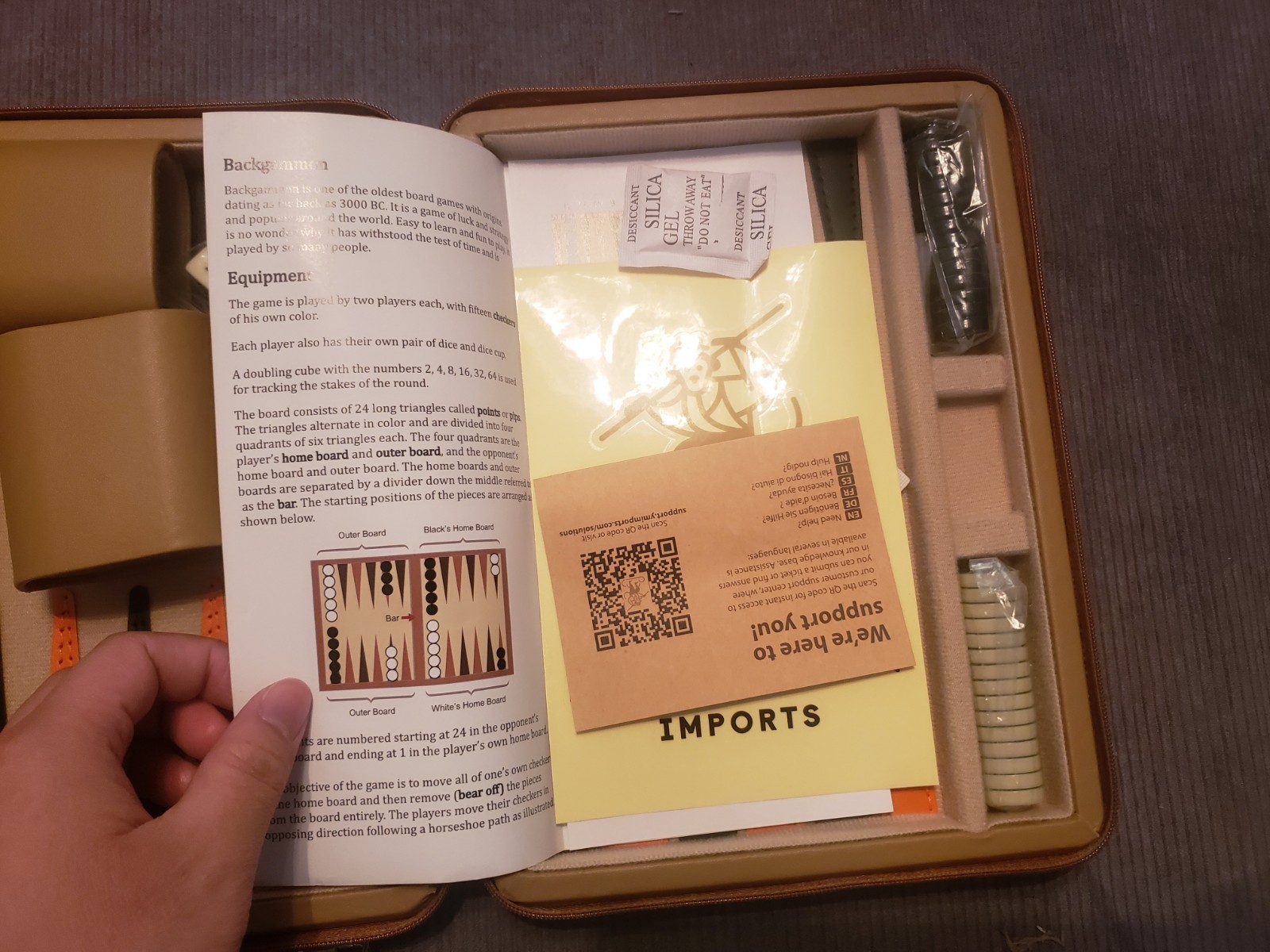 Yellow Mountain Imports Travel Magnetic Leatherette Backgammon Mini Game Set, Bo