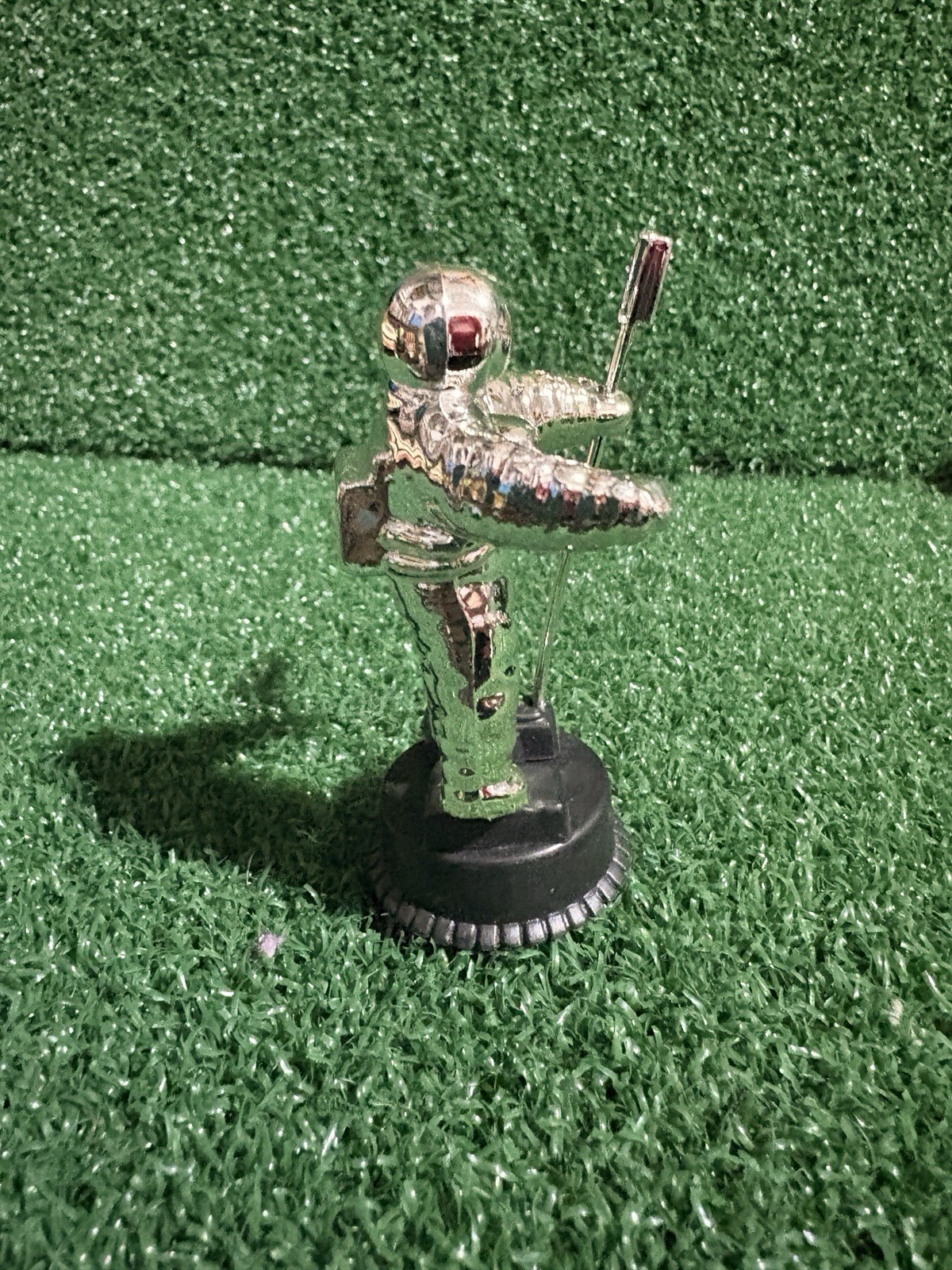 Cardinal MTV Music Trivia Board Game 1999 Moonman Astronaut Figure Token