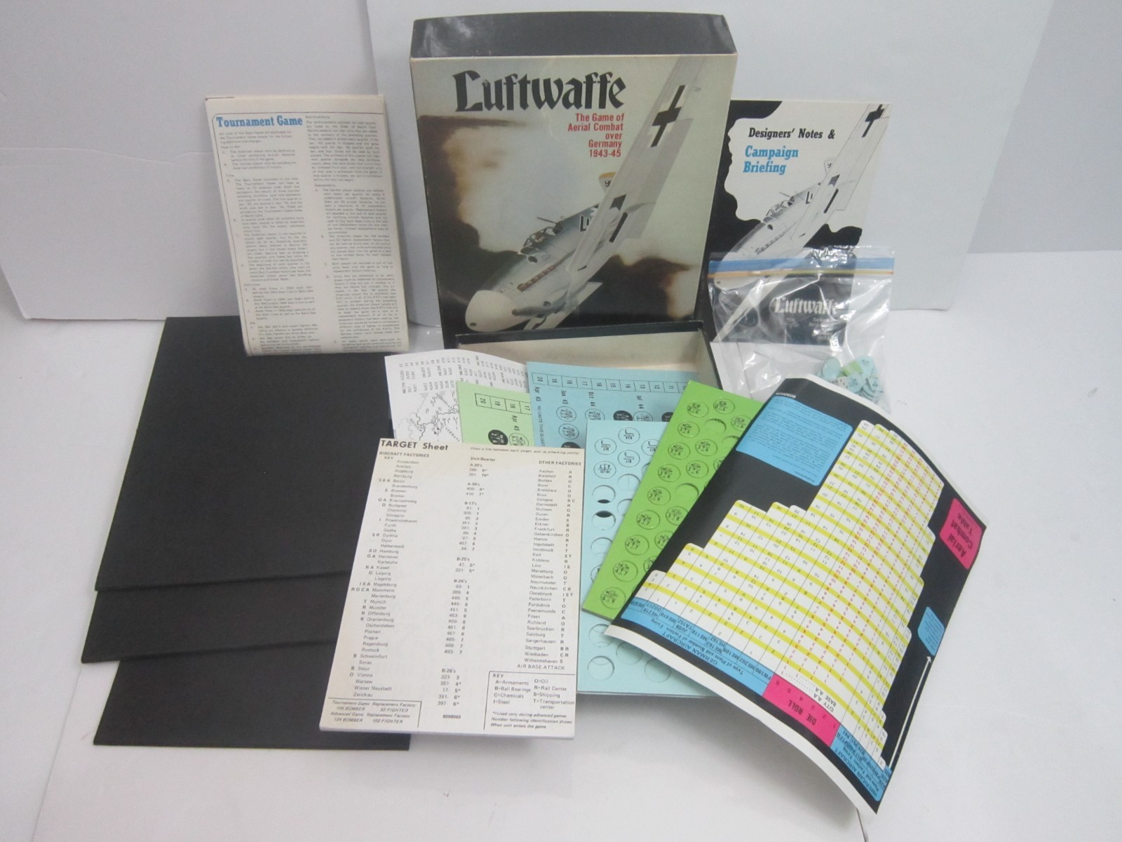 Lot 5 Avalon Hill Games Victory Pacific Luftwaffe Bismarck War At Sea Kriegspiel