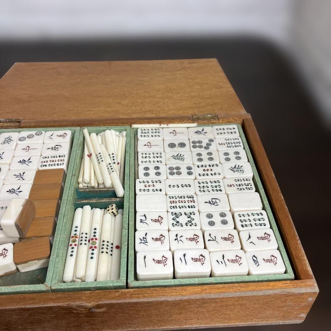 Bamboo Back Mahjong Tile Set