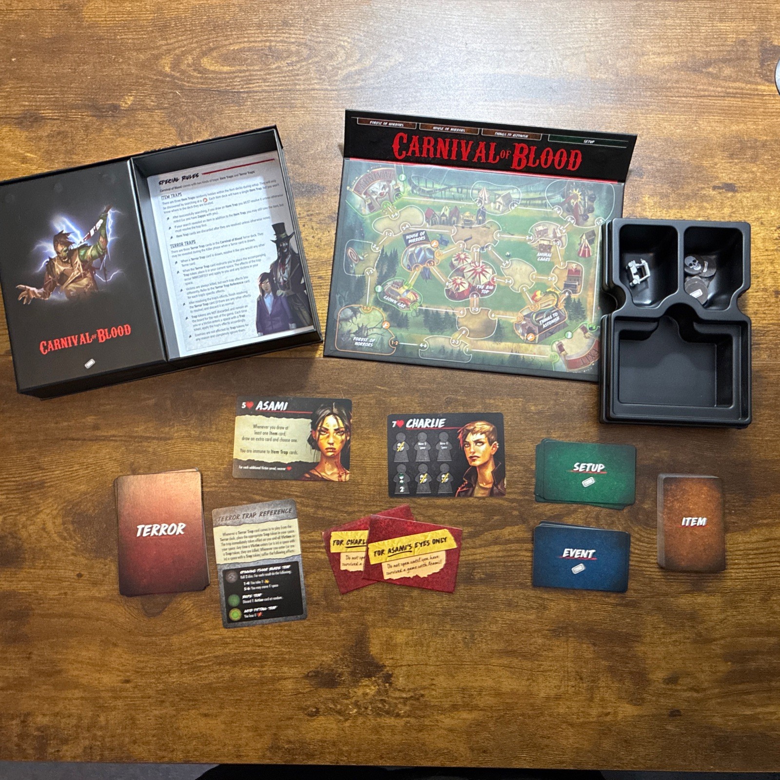 Final Girl – Carnage at the Carnival + Miniatures