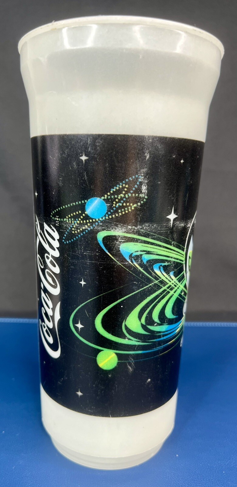 Crazy Bones Hielocos Coca-Cola Alien 32oz Promotional Glow-in-the-Dark Cup
