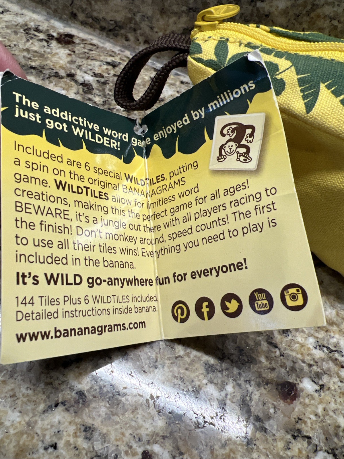 2014 Bananagrams Wild Tiles Fun Word Game Family Night Yellow Banana Case Monkey