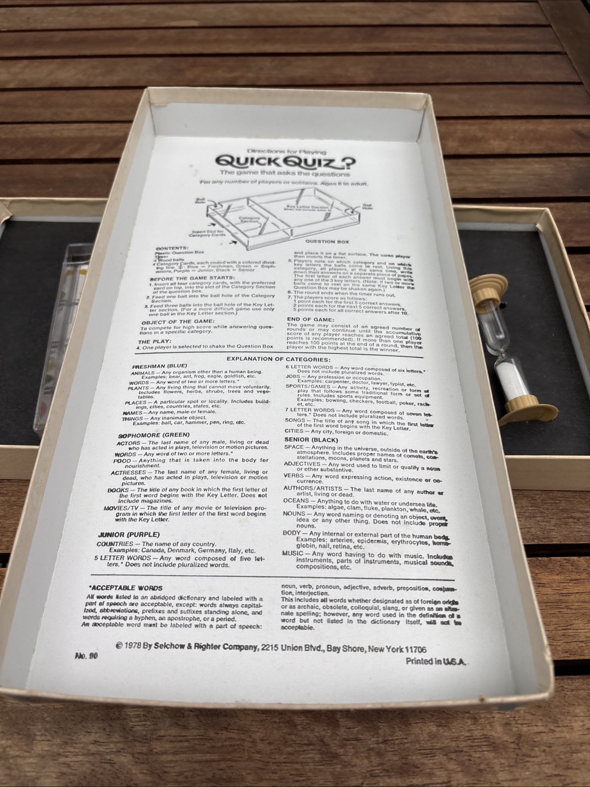 Vintage 1978 Quick Quiz? The Game that Asks the Questions Selchow & Righter #90
