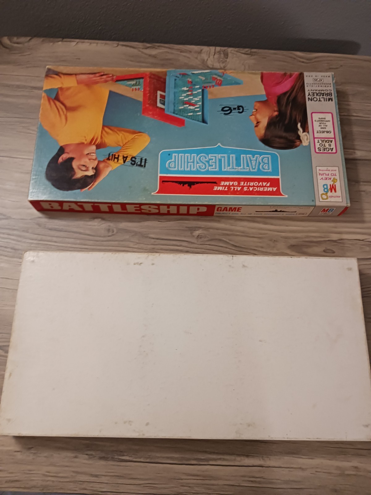 Vintage 1971 BATTLESHIP Milton Bradley Board Game complete In Original Box