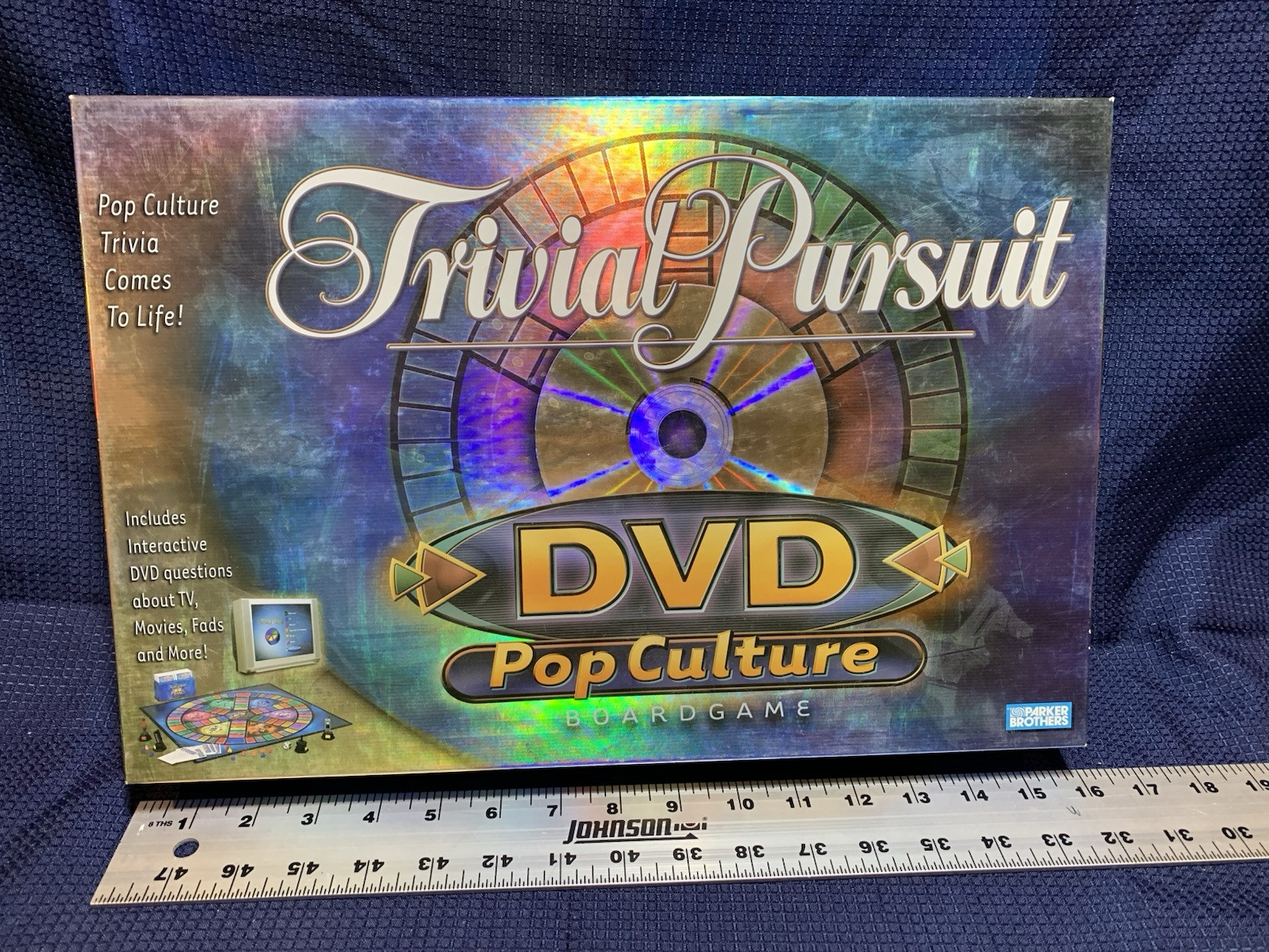 Trivial Pursuit DVD Pop Culture Board Game – Complete – Free Shipping – Clean