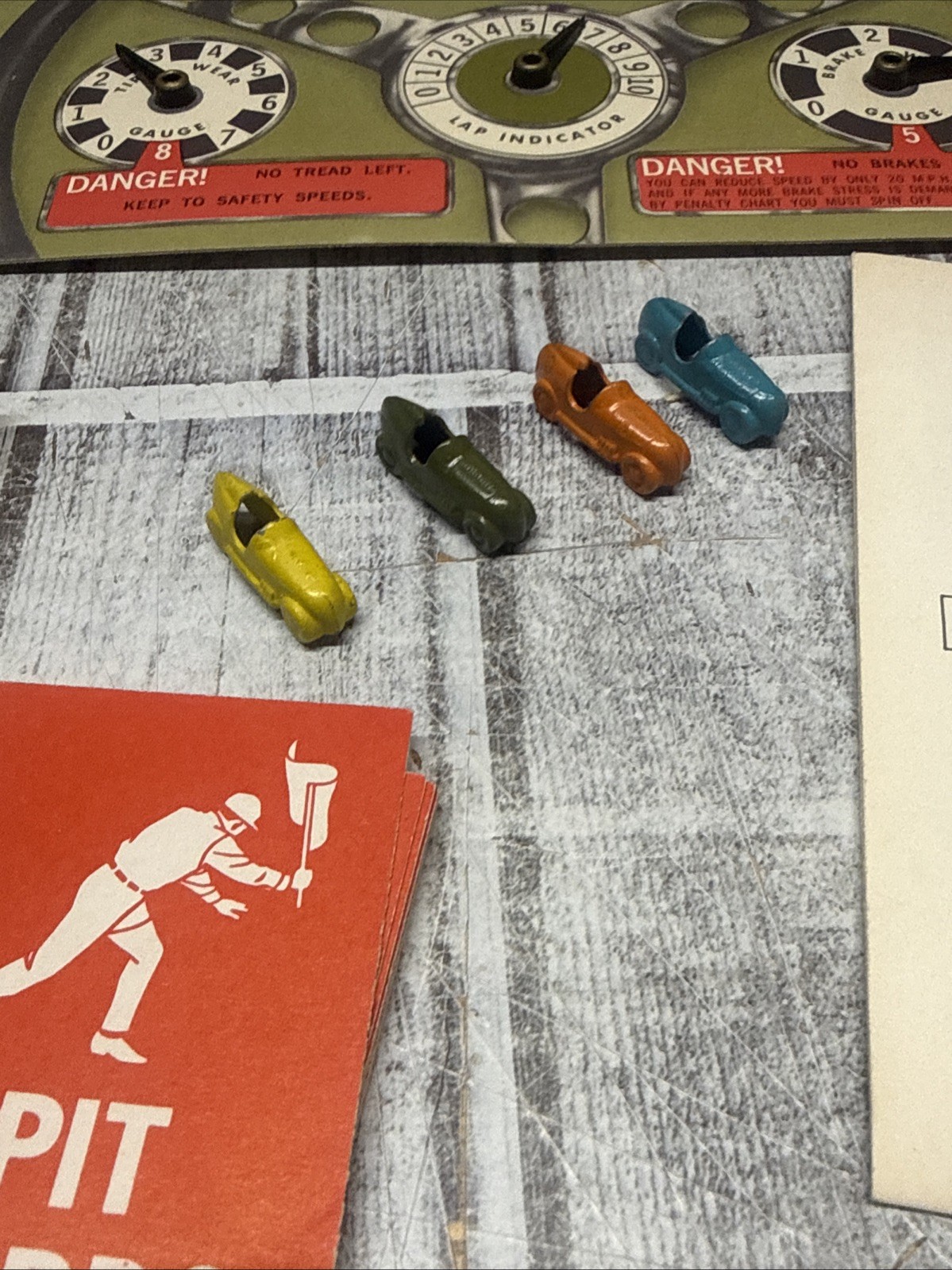 RARE Formula 1 One Motor Car Racing Board Game Waddingtons 1964 Vintage READ**