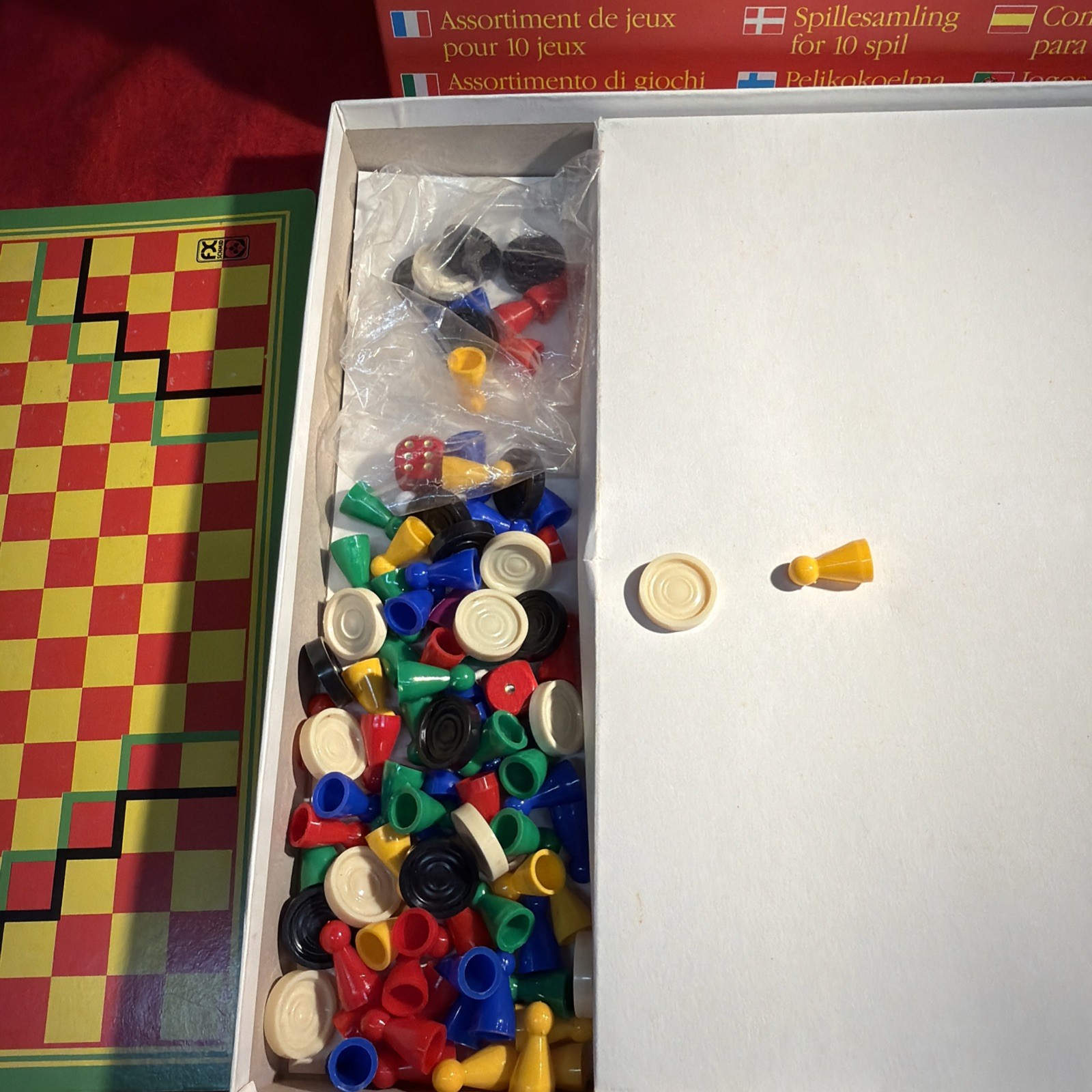 VINTAGE SCHMIDT SPIELE 10-GAMEBOARD SET