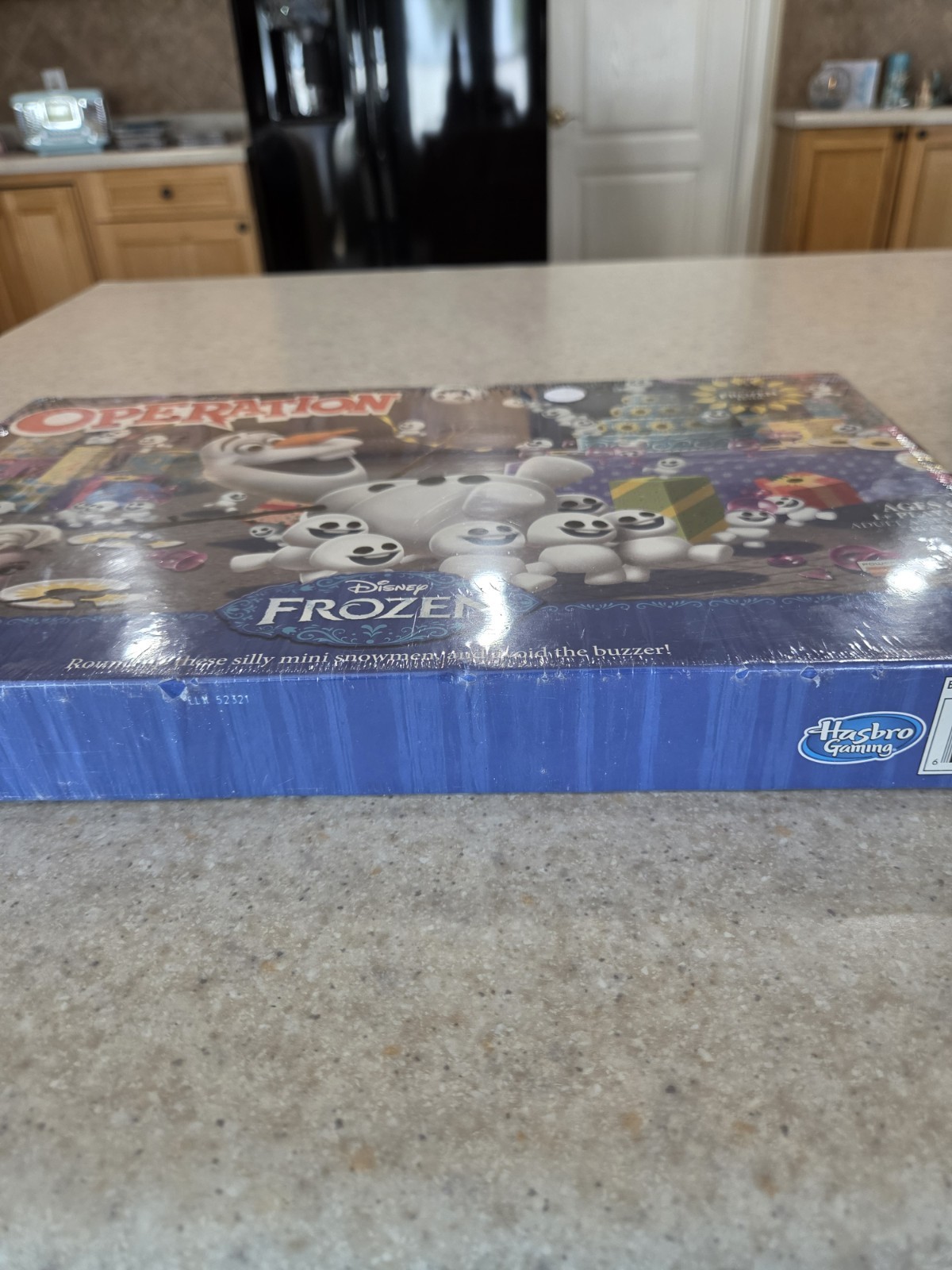 Operation Frozen Board Game 2014 B4504 New Factory Sealed Disney