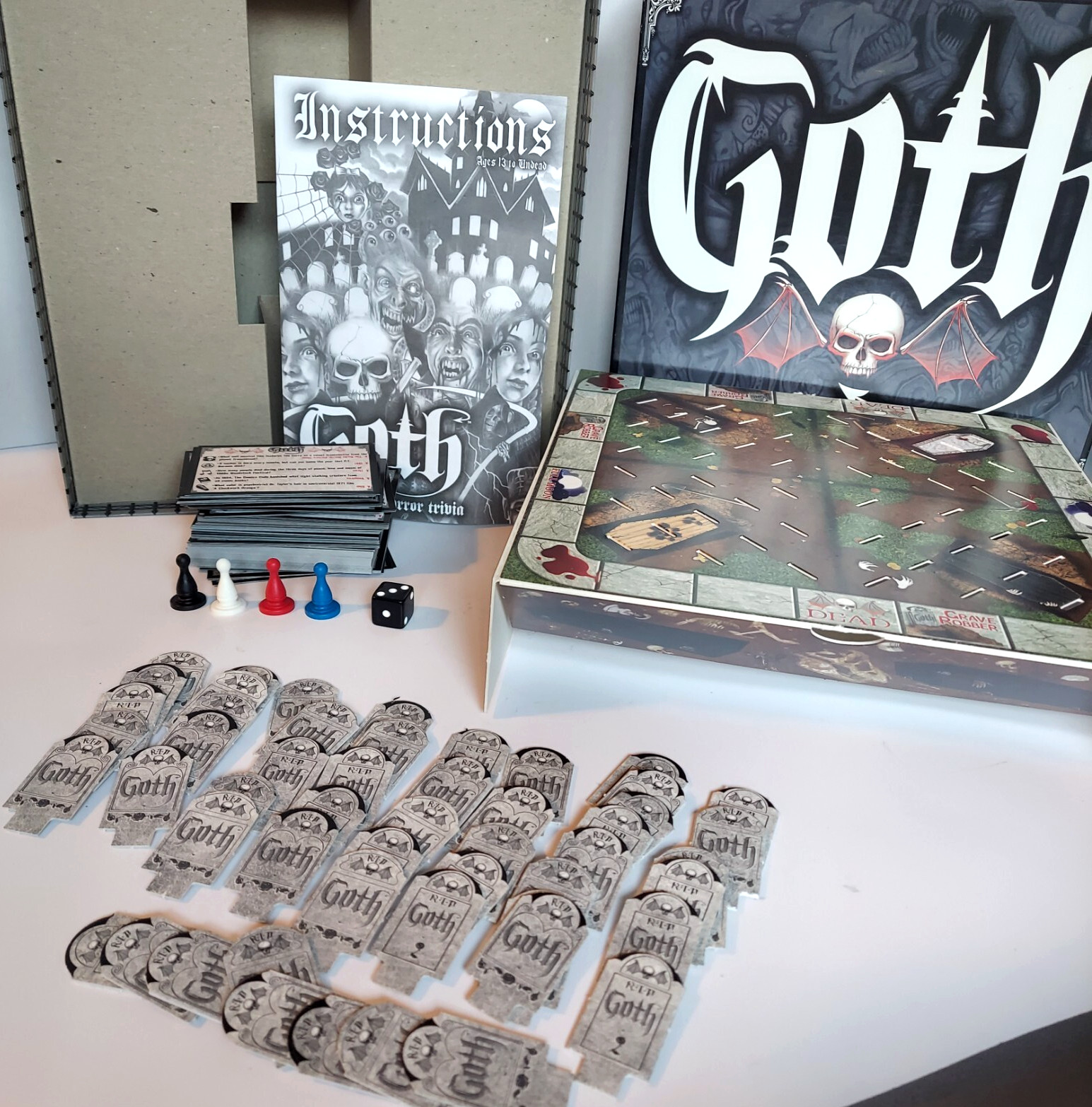 Goth The Game Of Horror Trivia Board Game 2002 Cult Halloween COMPLETE