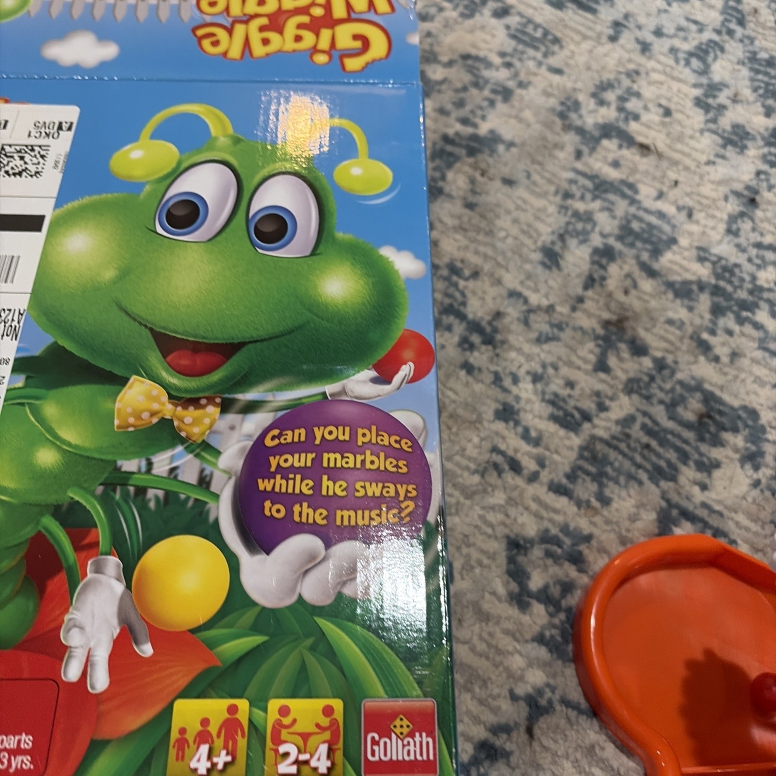 Giggle Wiggle Game Ages 4+ ( 2 to 4 players )
