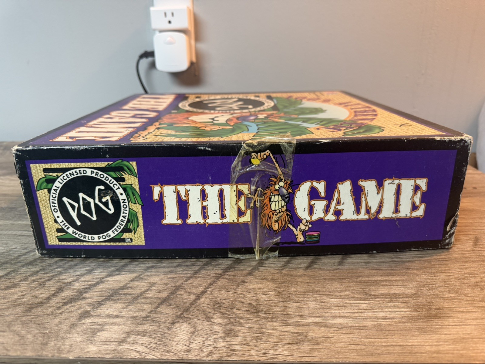 VINTAGE THE WORLD POG FEDERATION POG THE GAME BY MILTON BRADLEY 1994